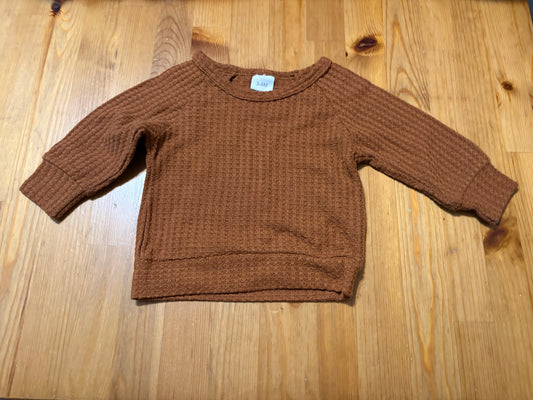 Gilet neuf 3-6 mois (internet)