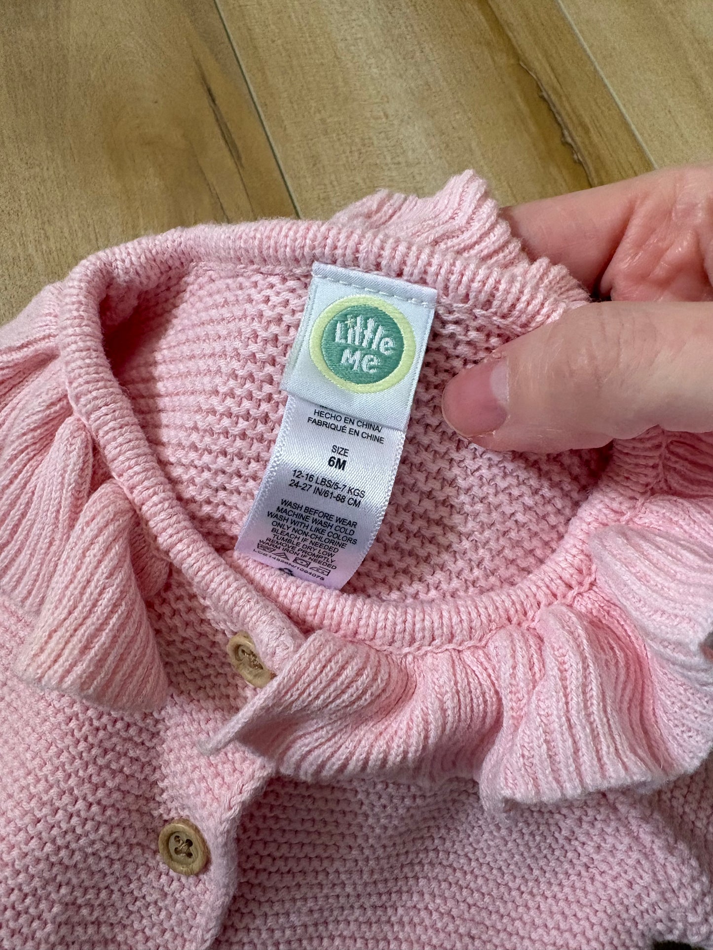 Veste tricot neuf little me 6 mois (ConsignationML)