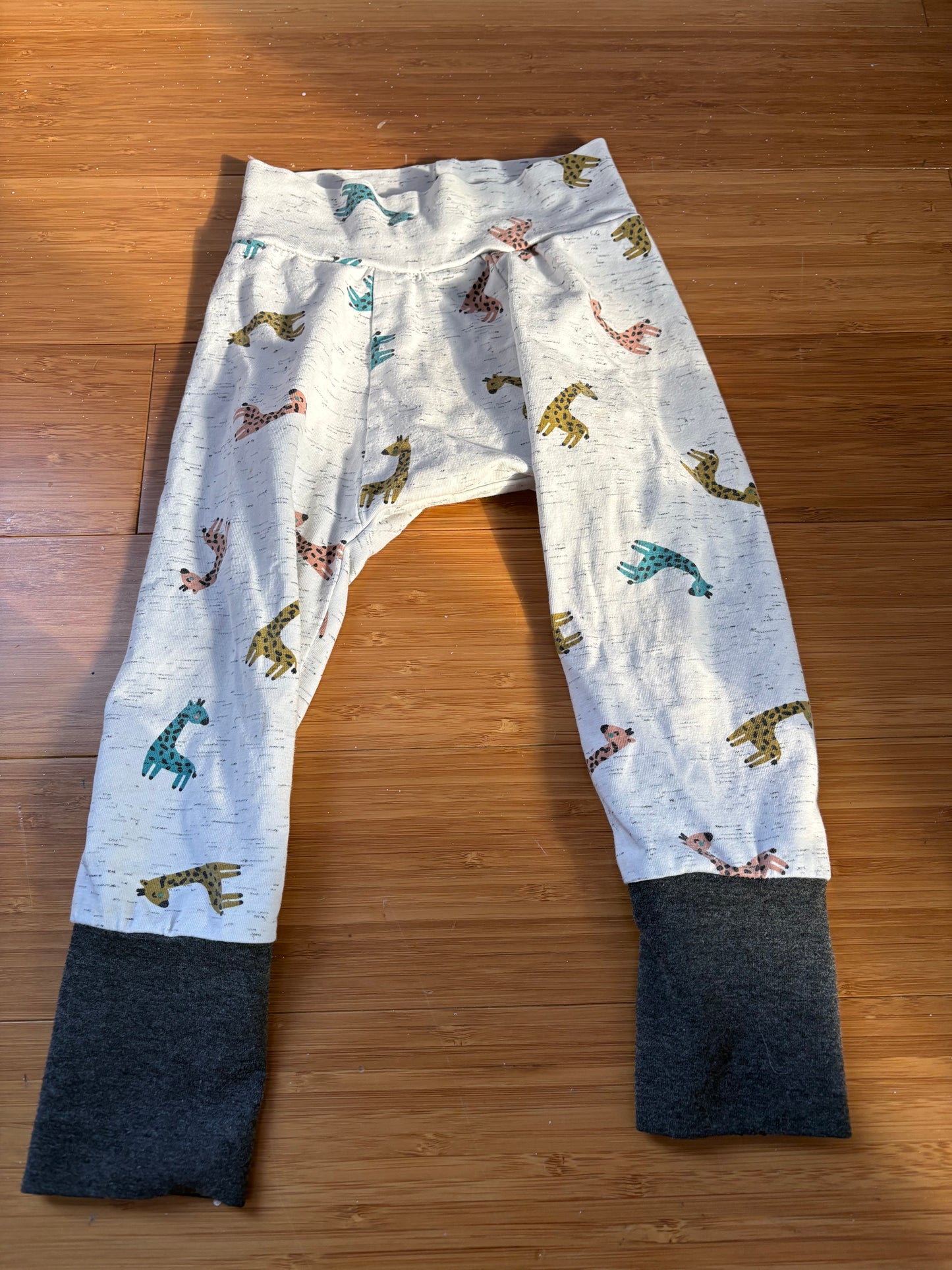 Pantalon évolutif 12 mois pas de marque (cmb)