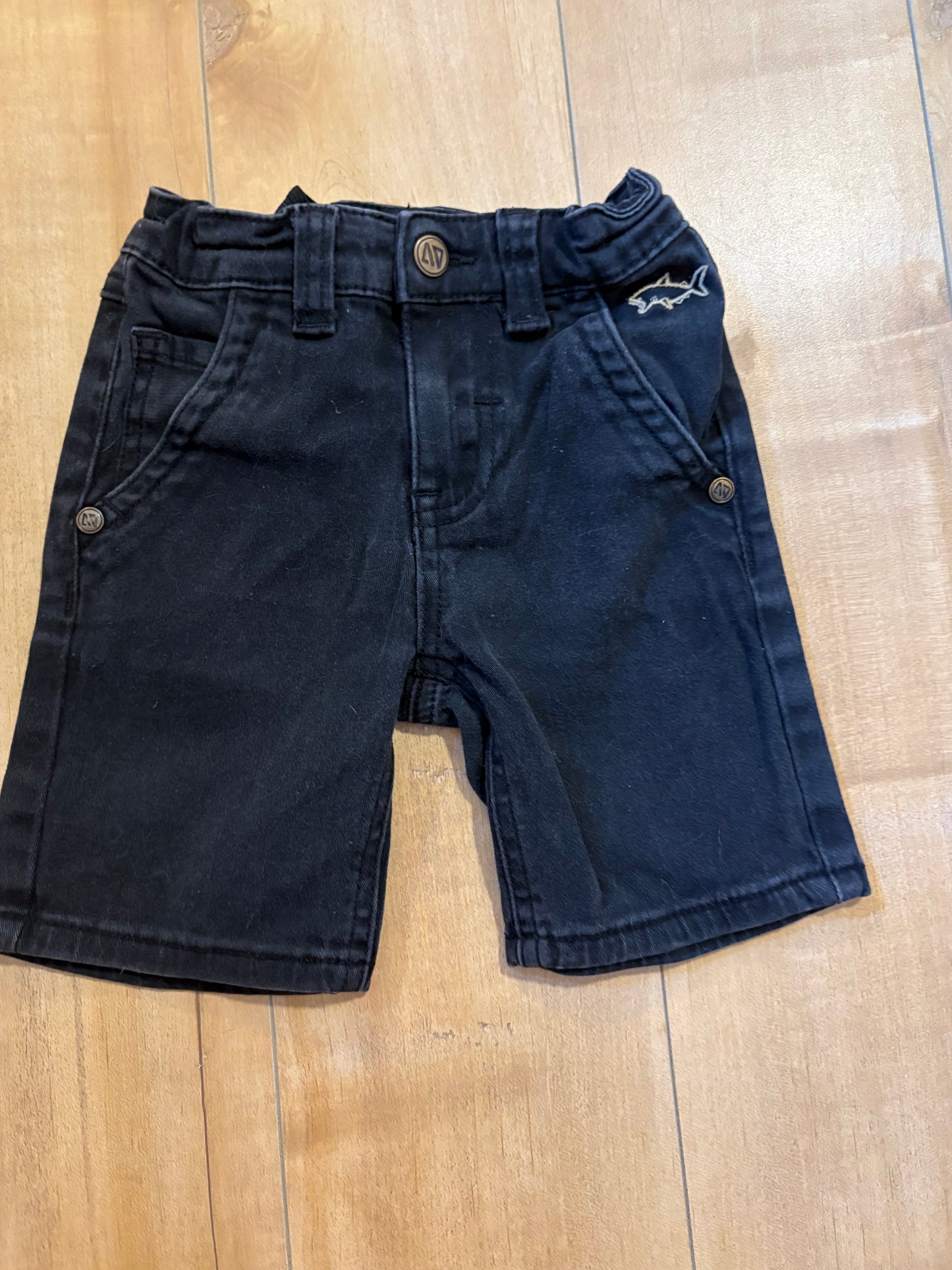 Short nano 4 T