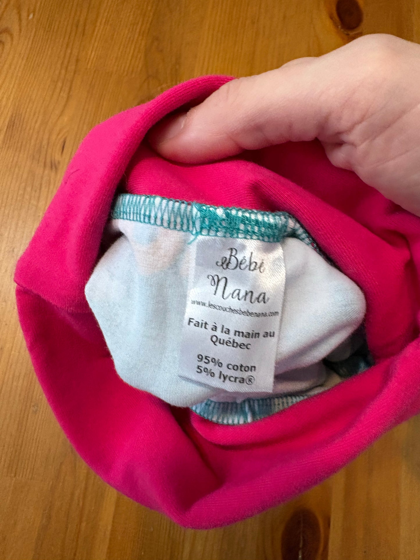 Short bébé nana neuf création québécoise 3-6 mois environ