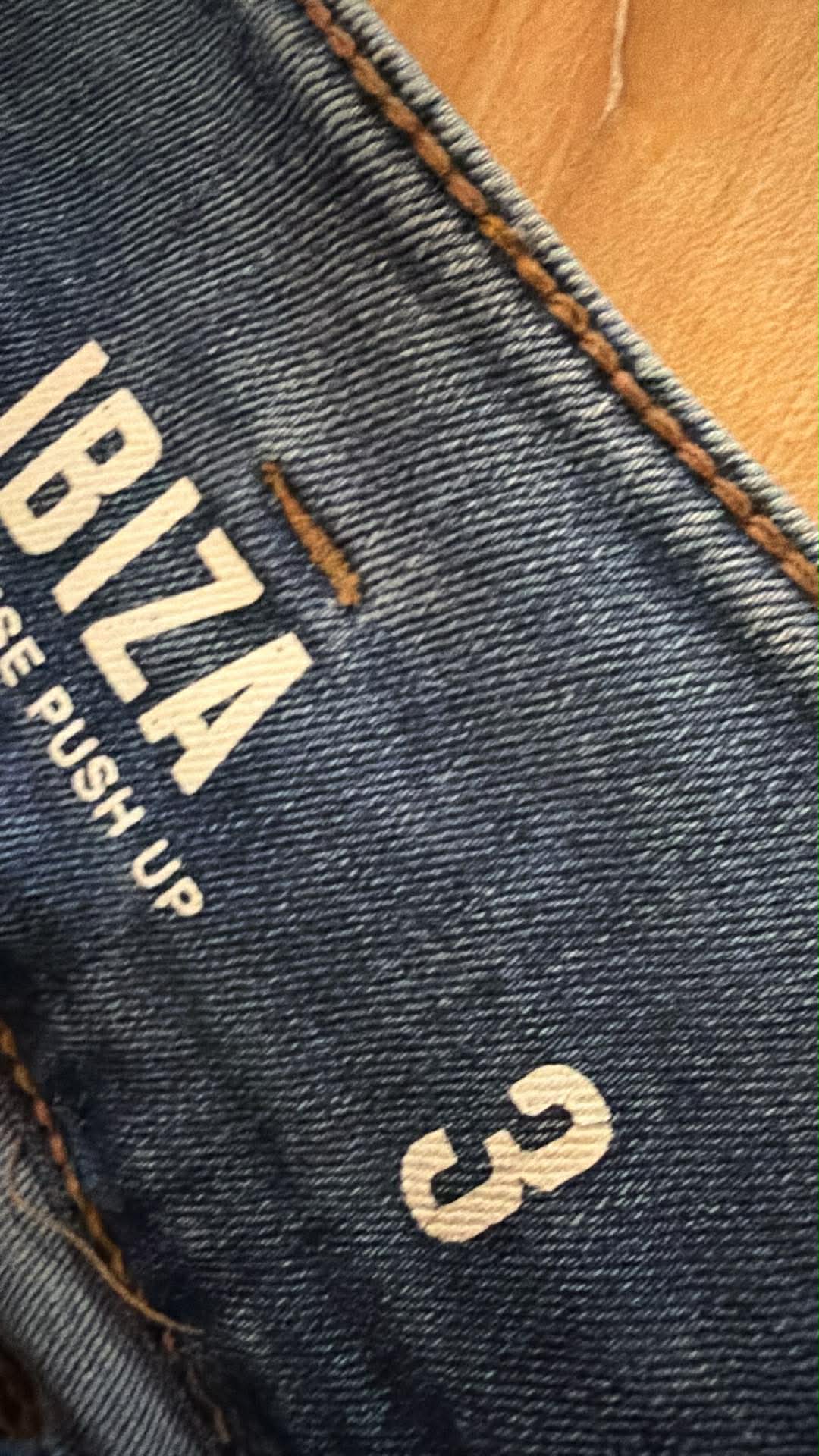 Jeans ibiza taille 3