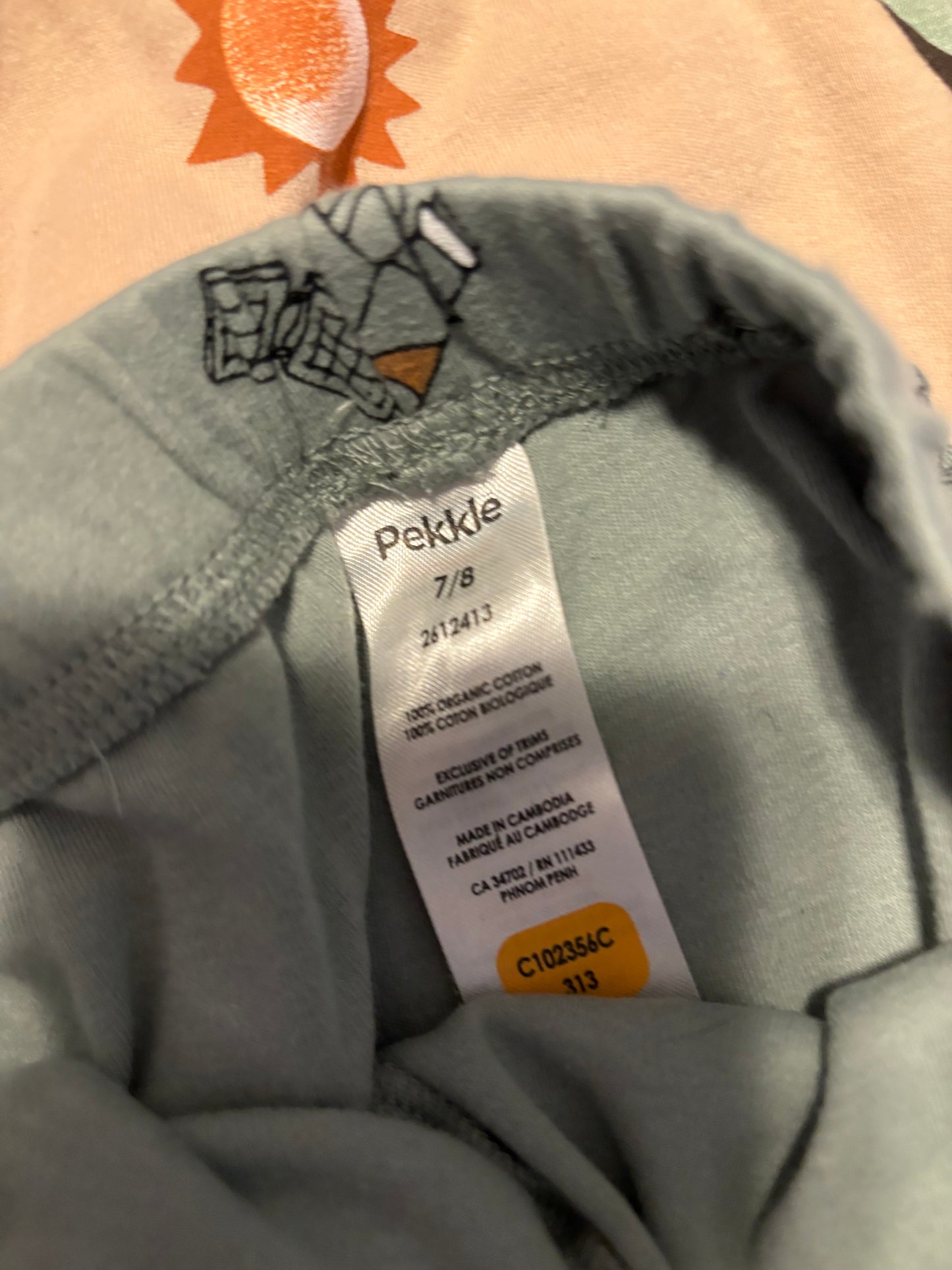 Pyjama pekkle 7/8 ans neuf