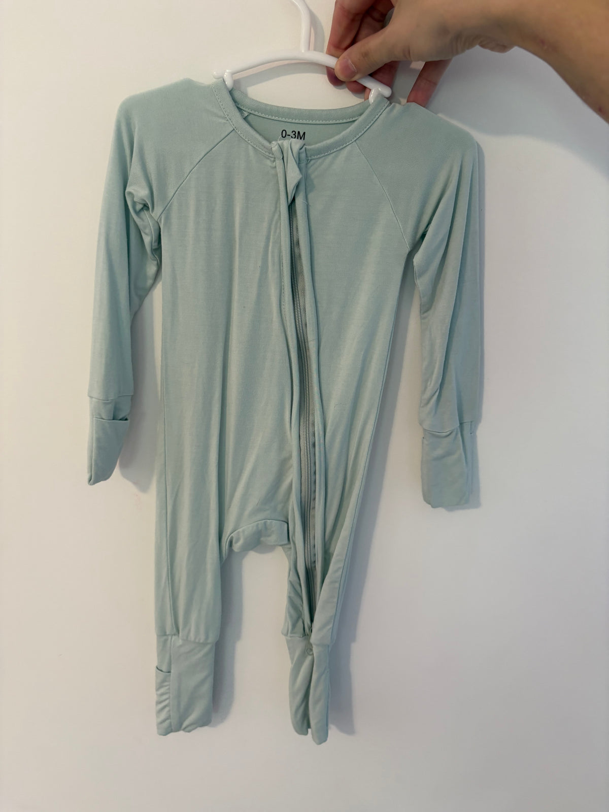 Pyjama 0-3 mois neuf tissu incroyablement confortable😍