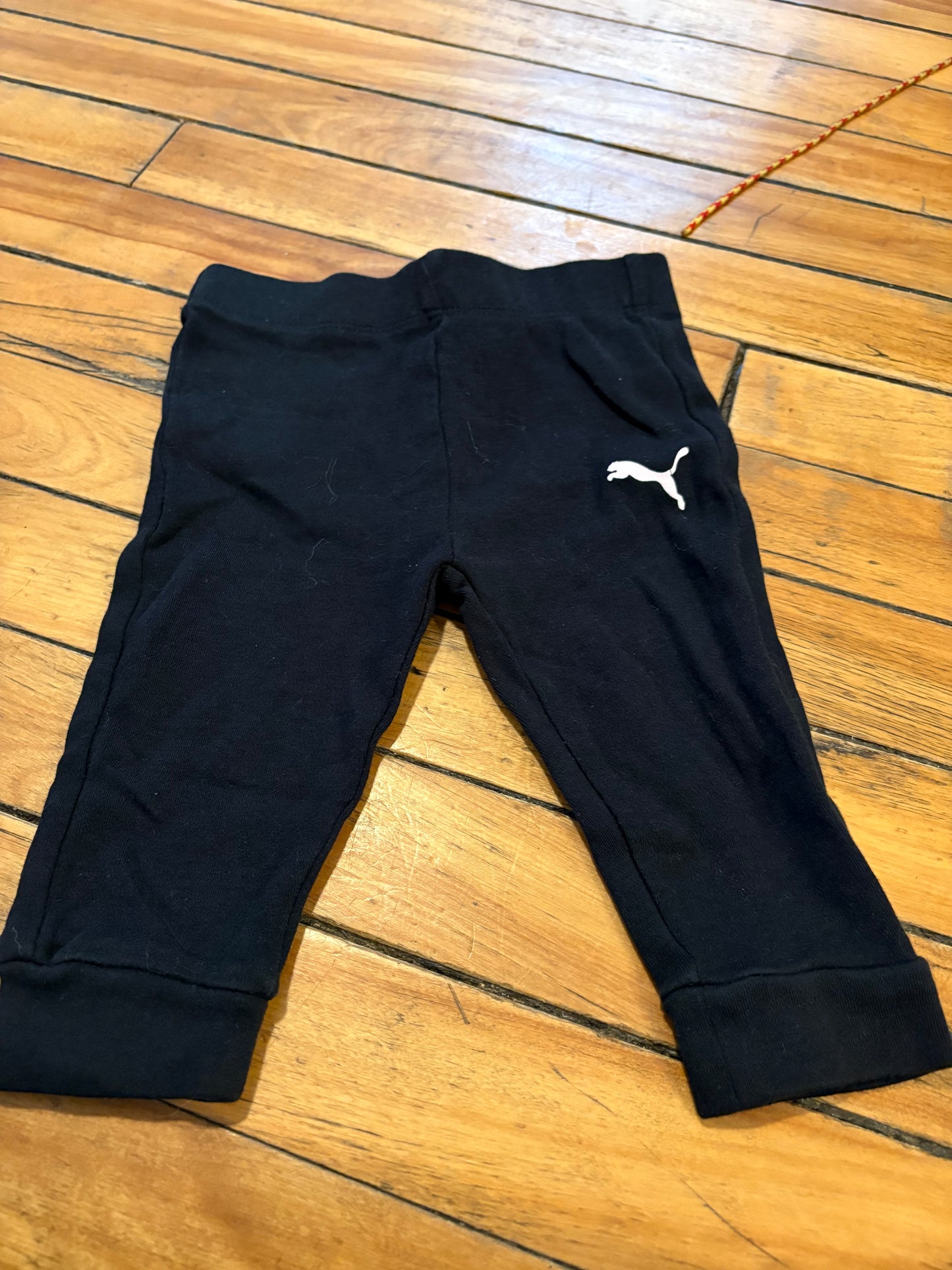 Pantalon puma 3-6 mois