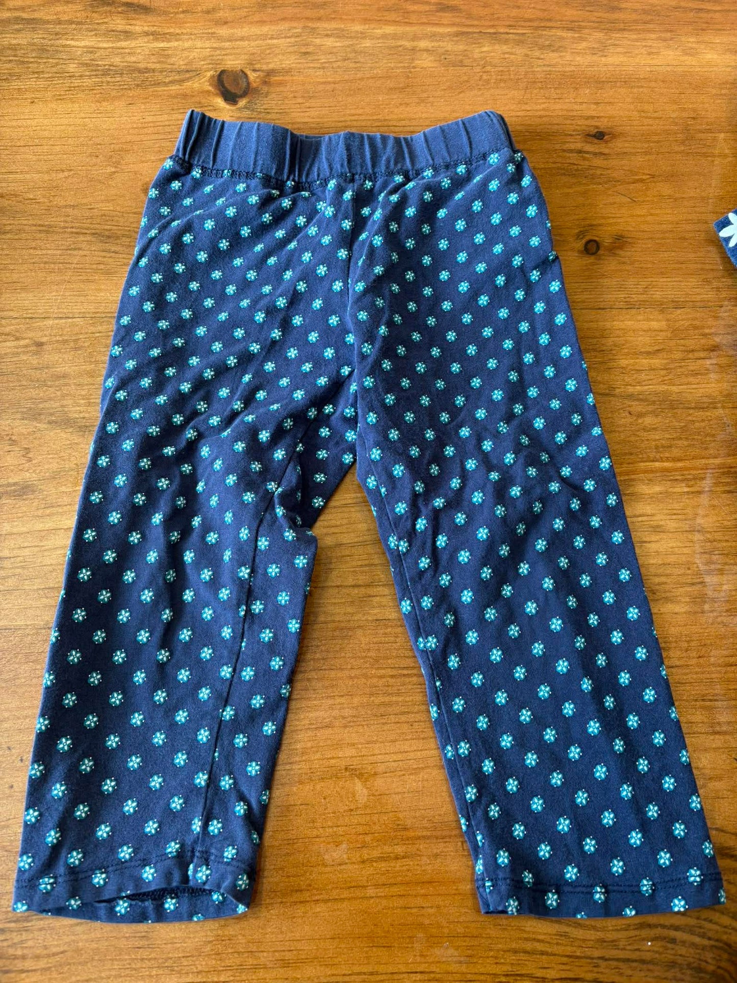 Capris myssi taille 10 fait petit 8 T
