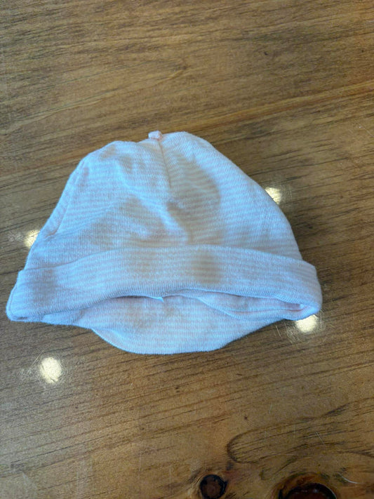 Bonnet prema carter’s