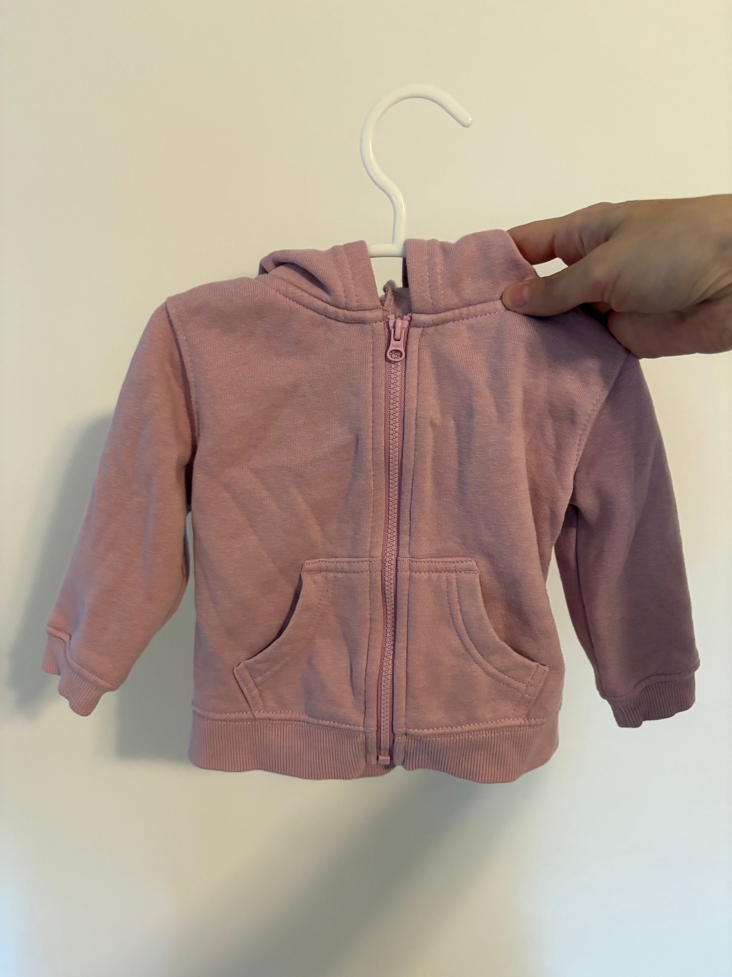 Veste george 6-12 mois état neuf