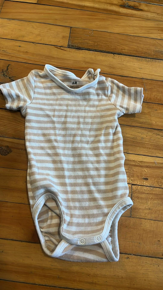 Cache-couche h&m 4-6 mois