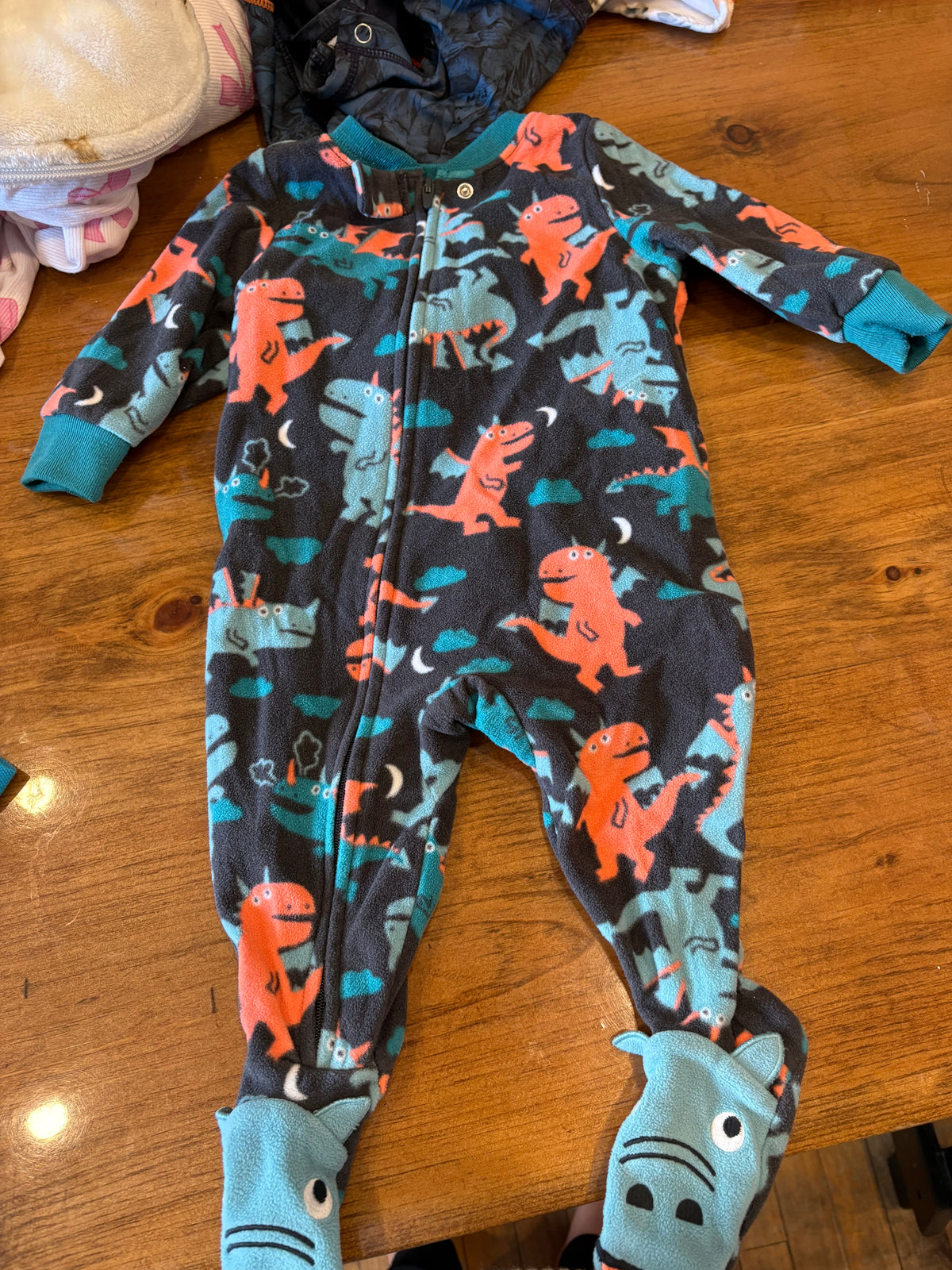 Pyjama carter's 6 mois (cmb)