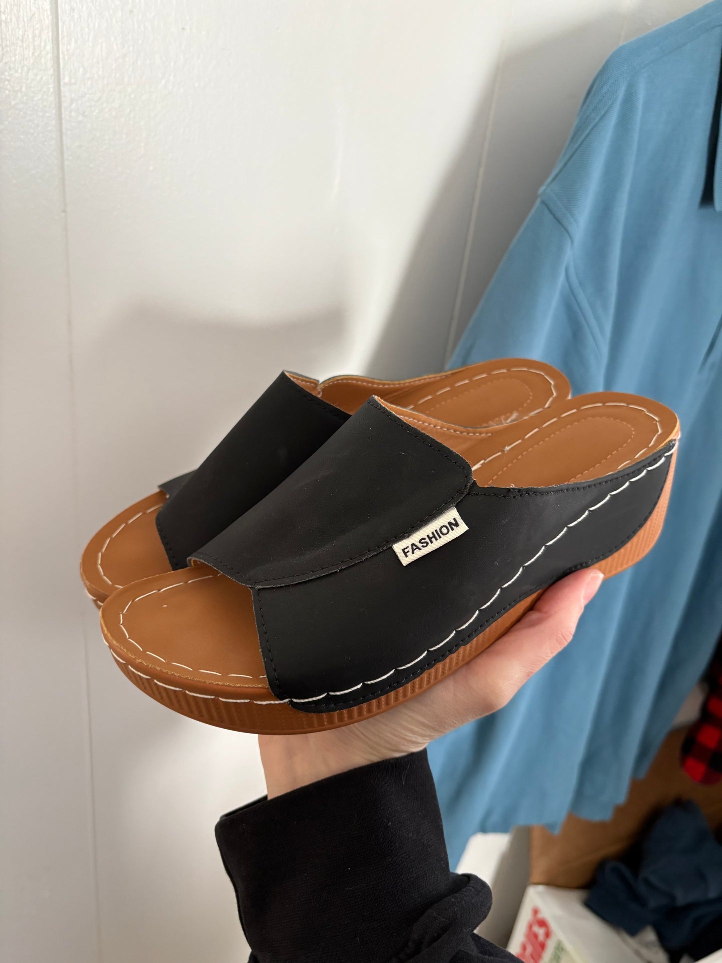 Sandale neuve taille 36