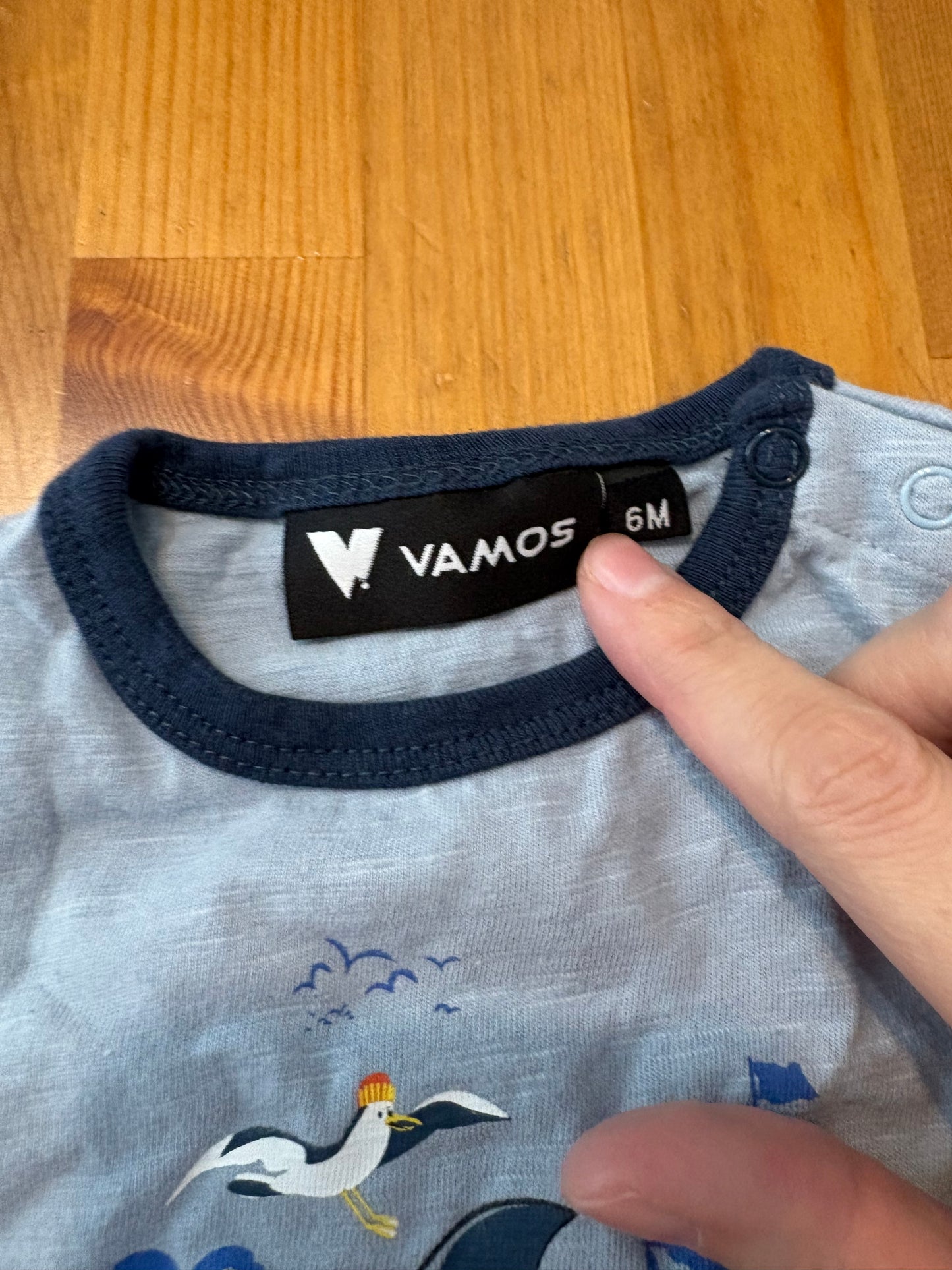 Cache-couche vamos 6 mois état neuf