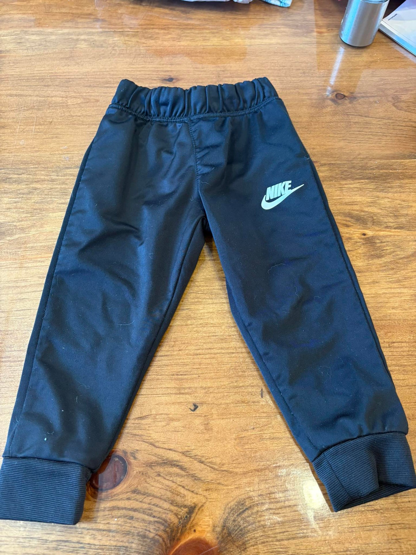 Pantalon nike 1-2 ans (cmb)