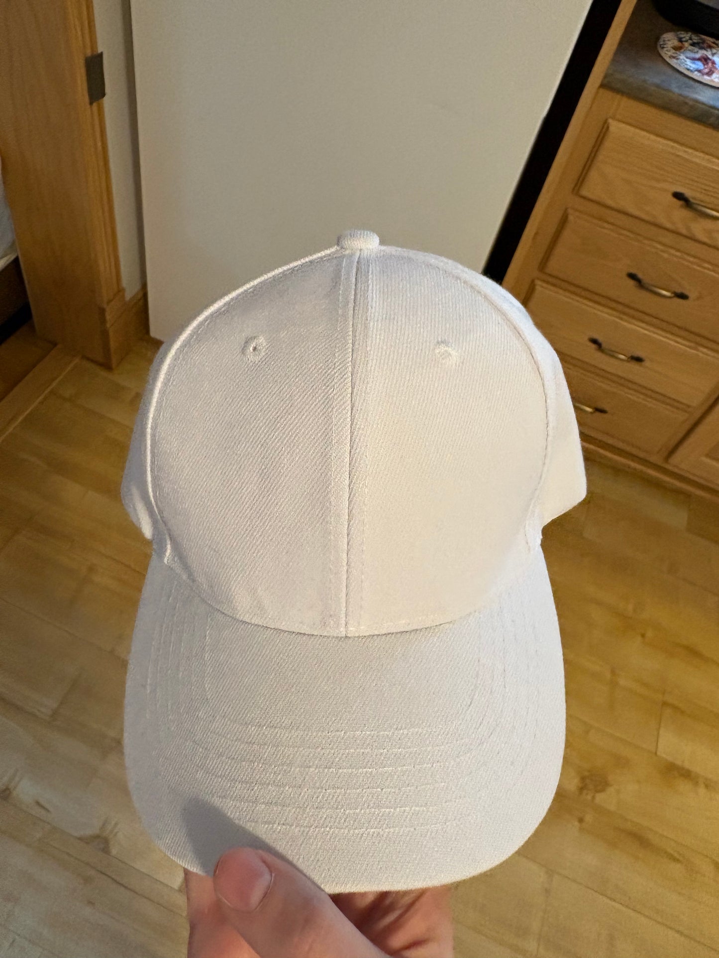 Casquette blanche neuf large