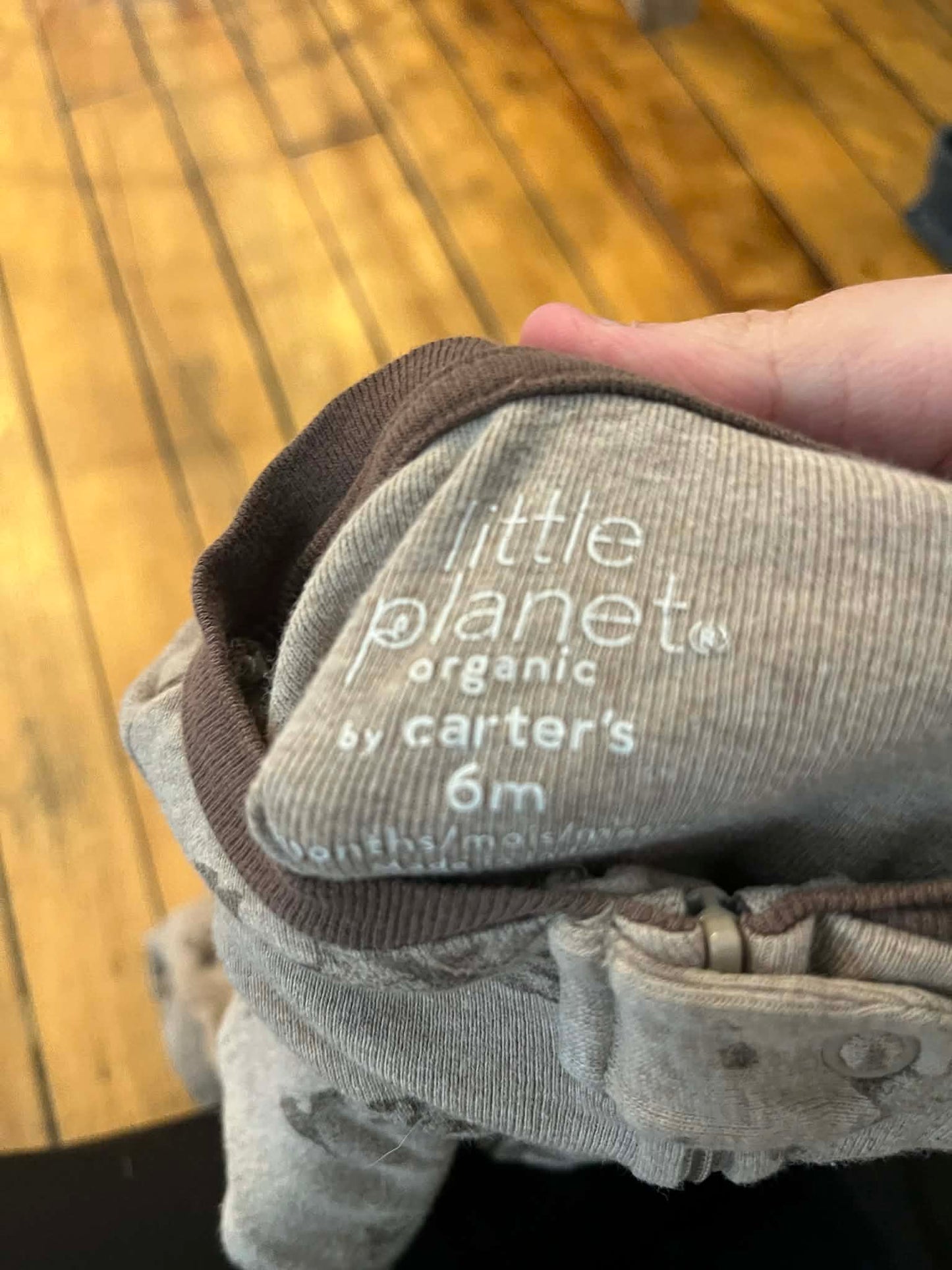 Pyjama little planet 6 mois