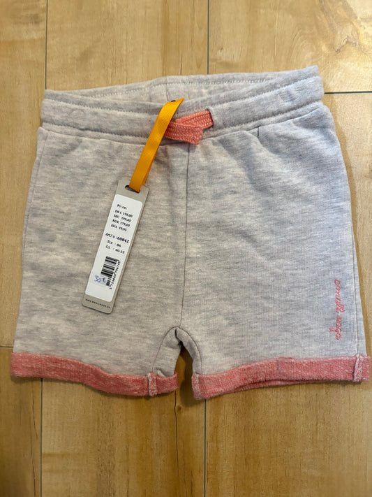 Short neuf avec etiquette 12-24 mois valeur 20$