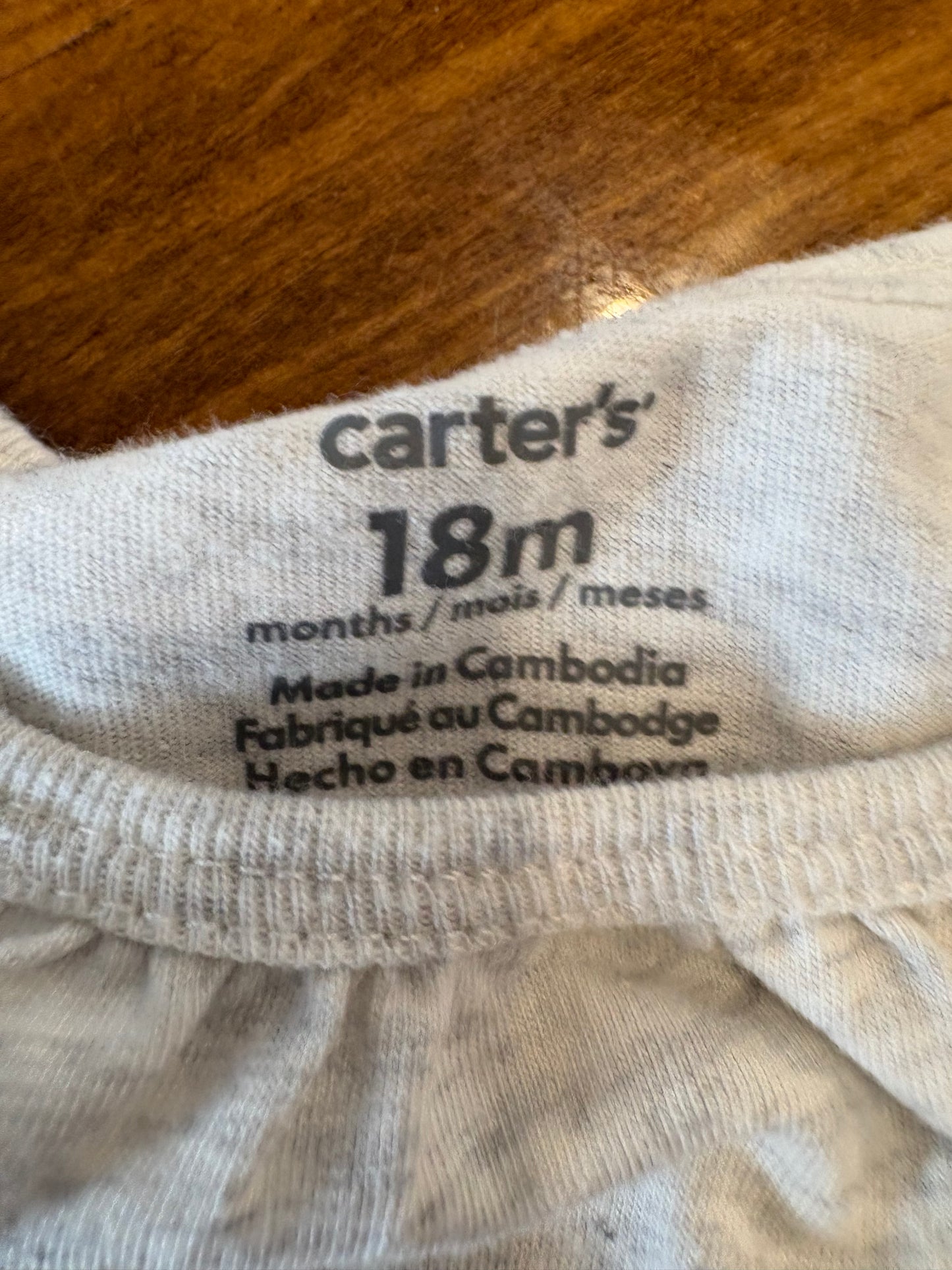 Chandail carter's 18 mois (cmb)