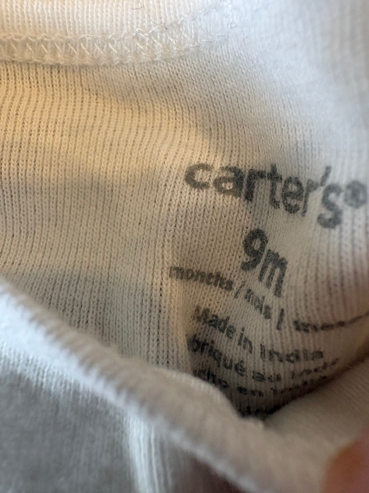 Cache couche carter's 9 mois (CMHL)