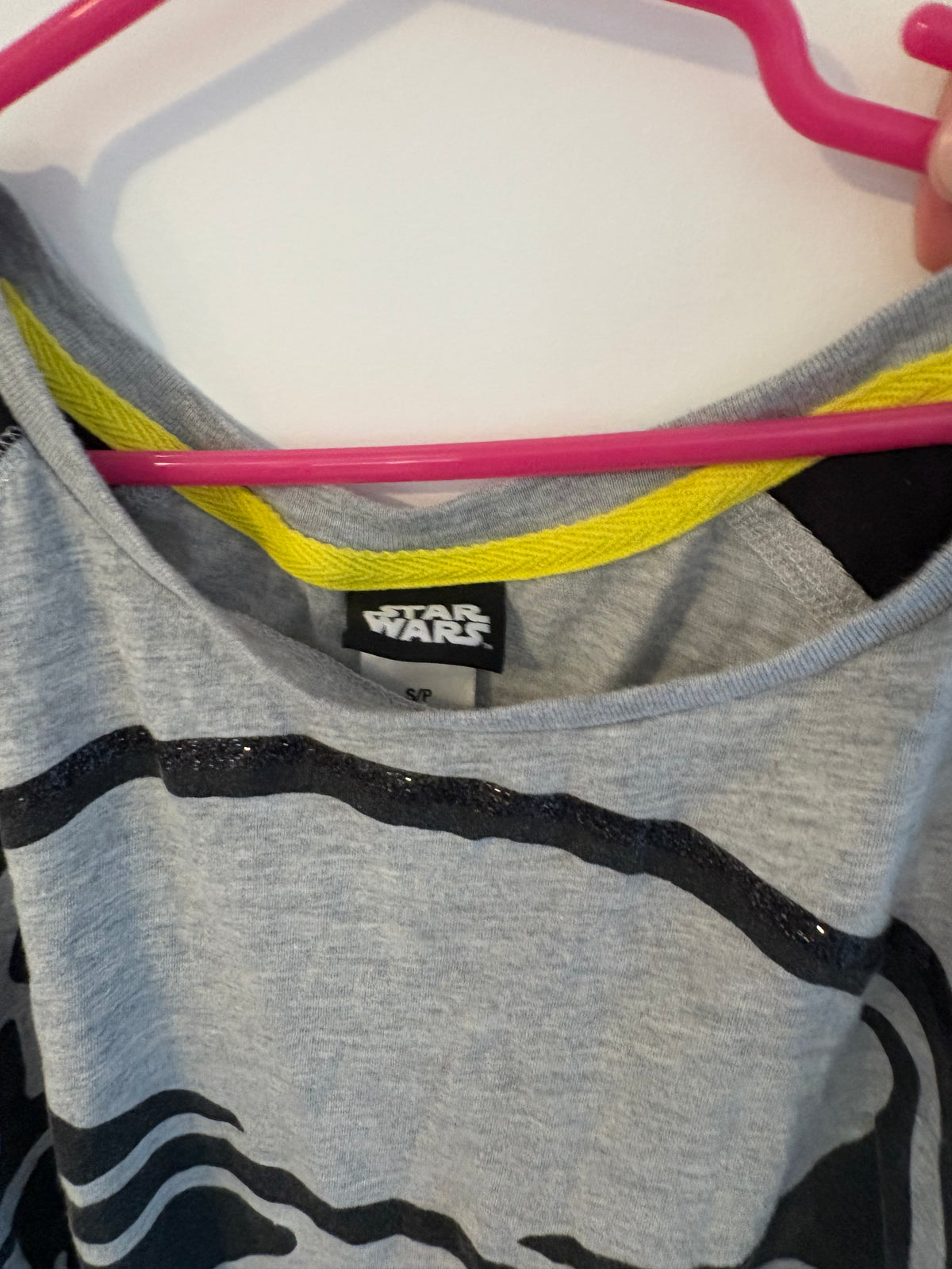 Gilet star wars small 10-12 ans brillant ✨✨