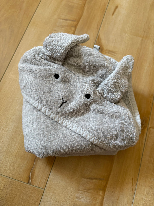 Serviette lama bébé