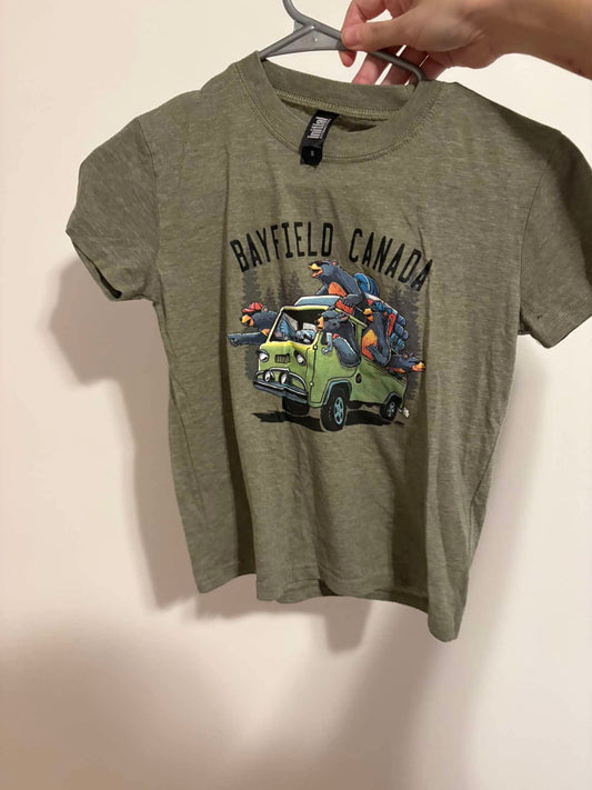 t-shirt initial 8 ans