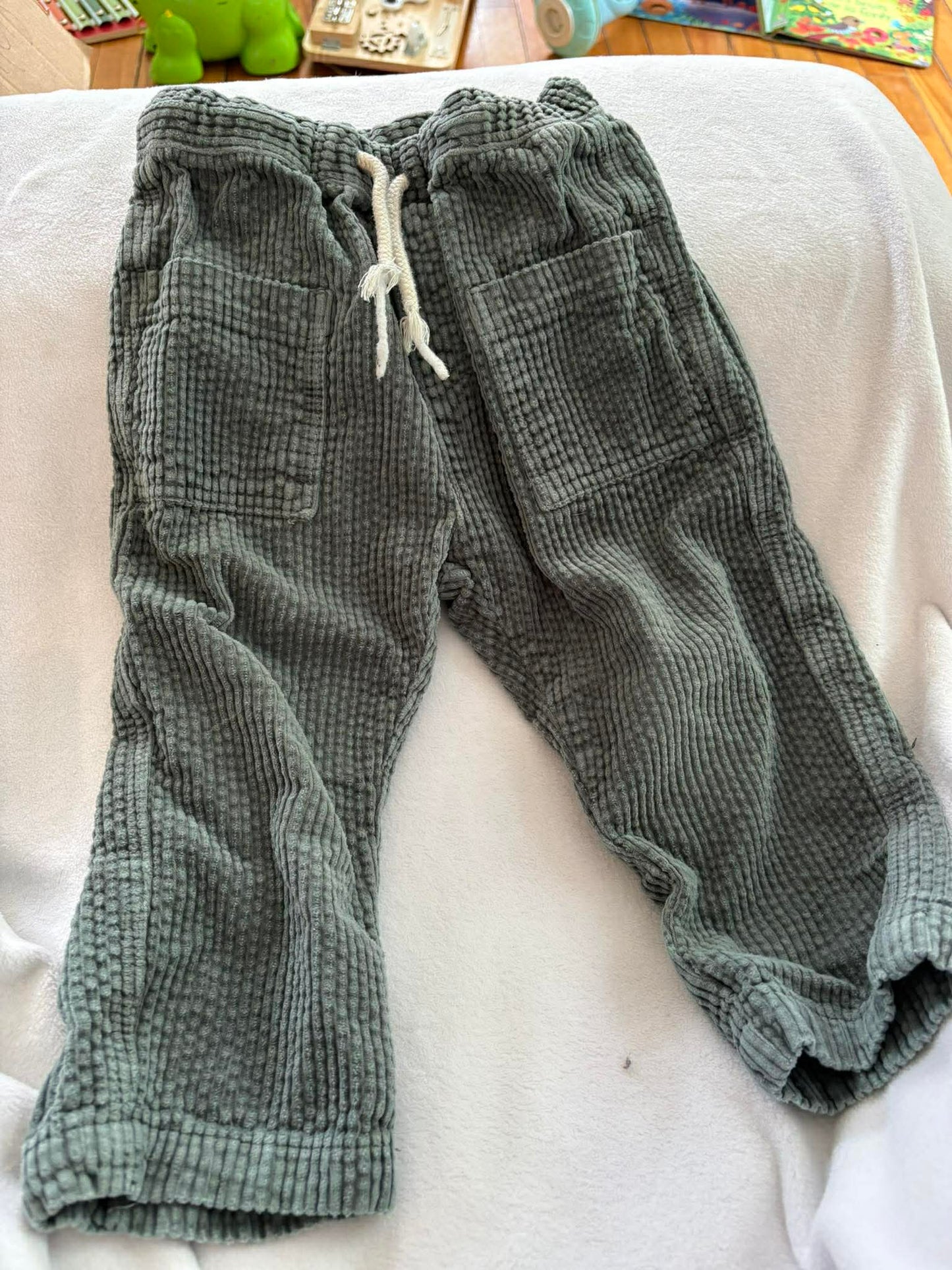 Pantalon h&m 12-18 mois
