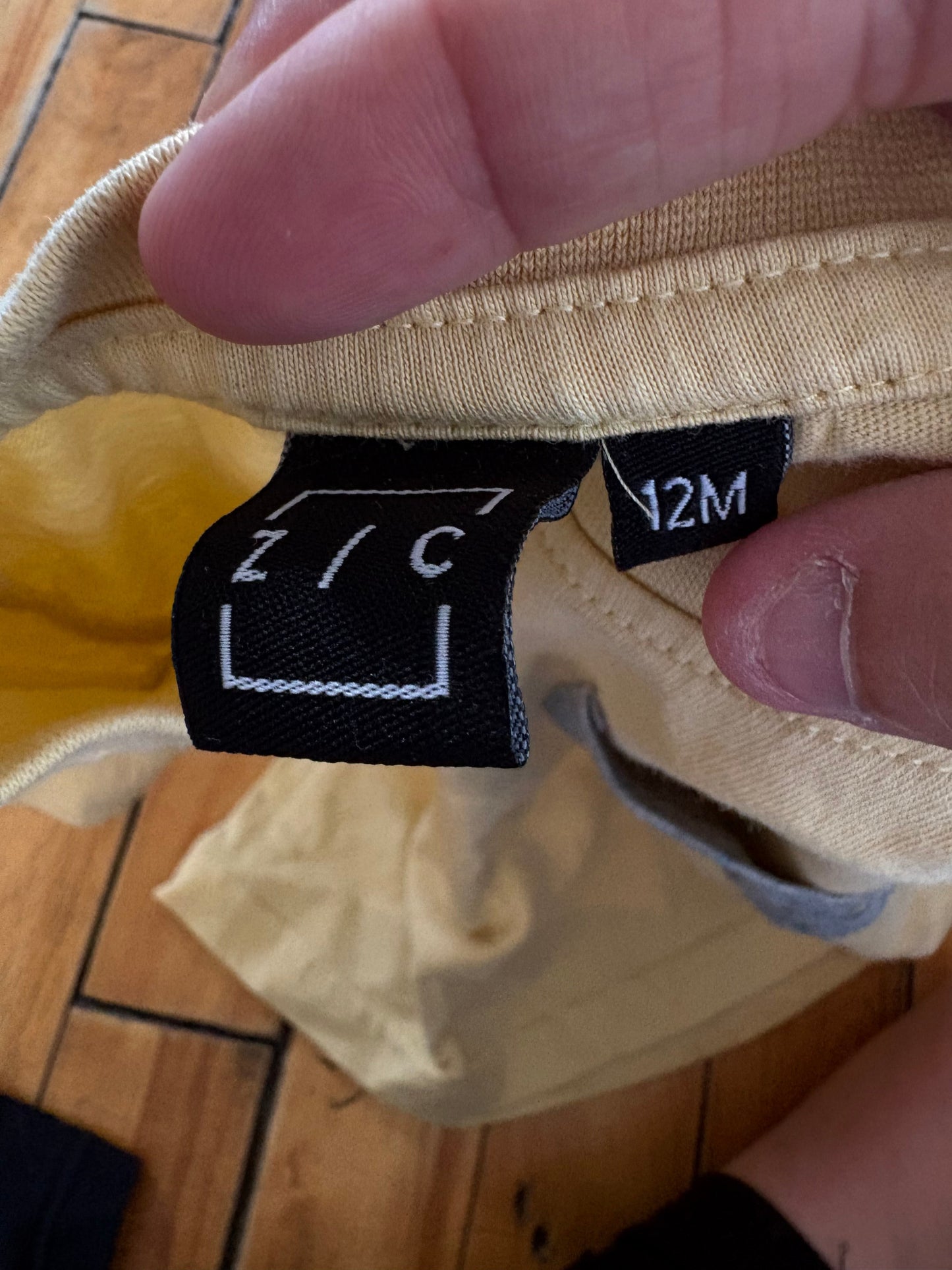 Chandail zic 12 mois (cmb)