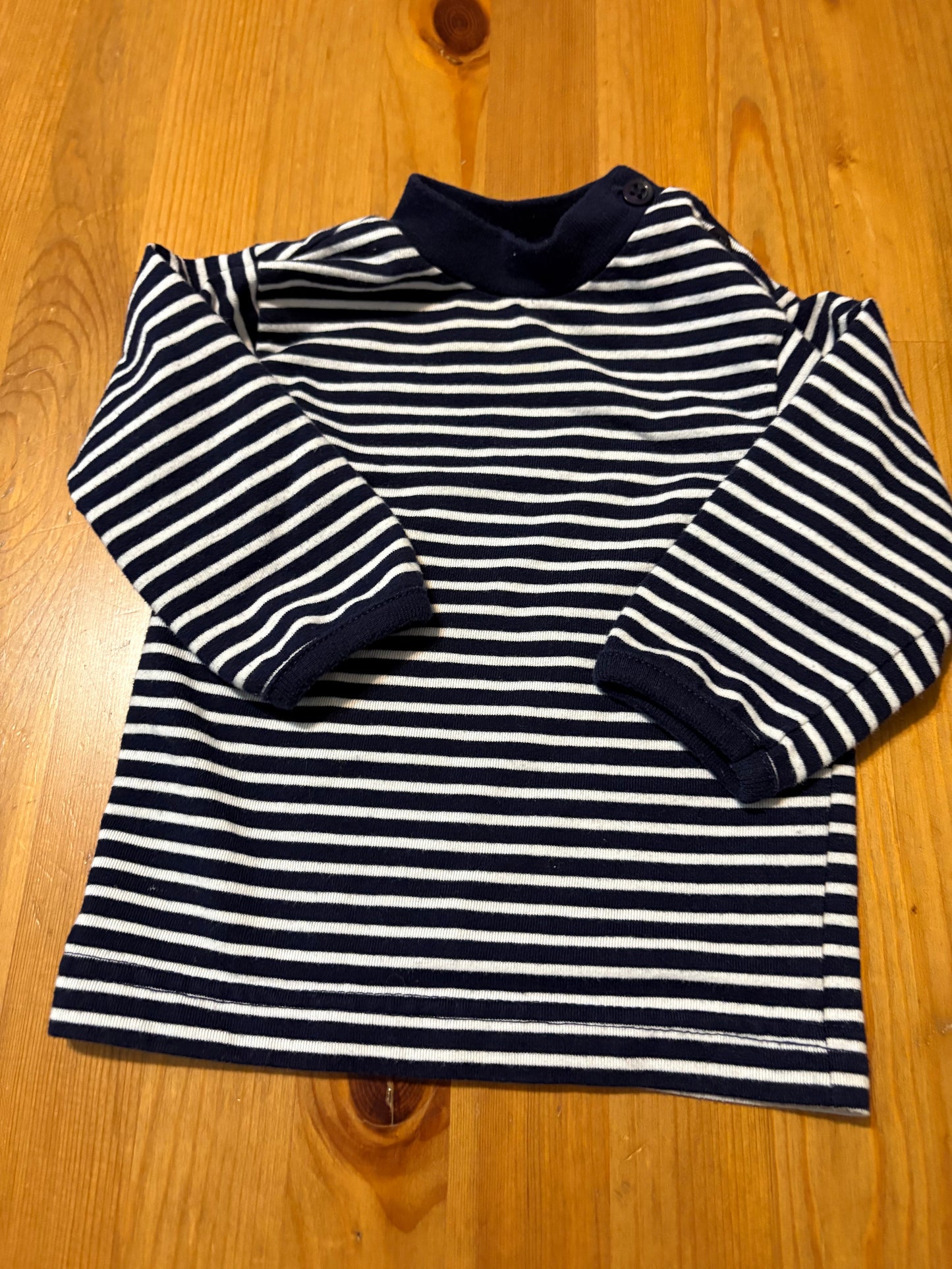 Gilet sneak peak 6-9 mois vintage