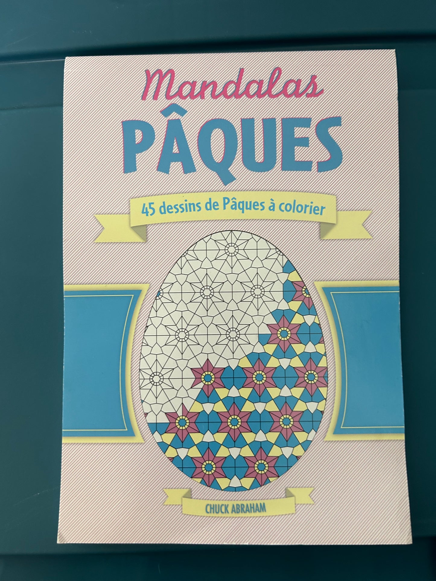 Livre mandalas pâques neuf 🤩