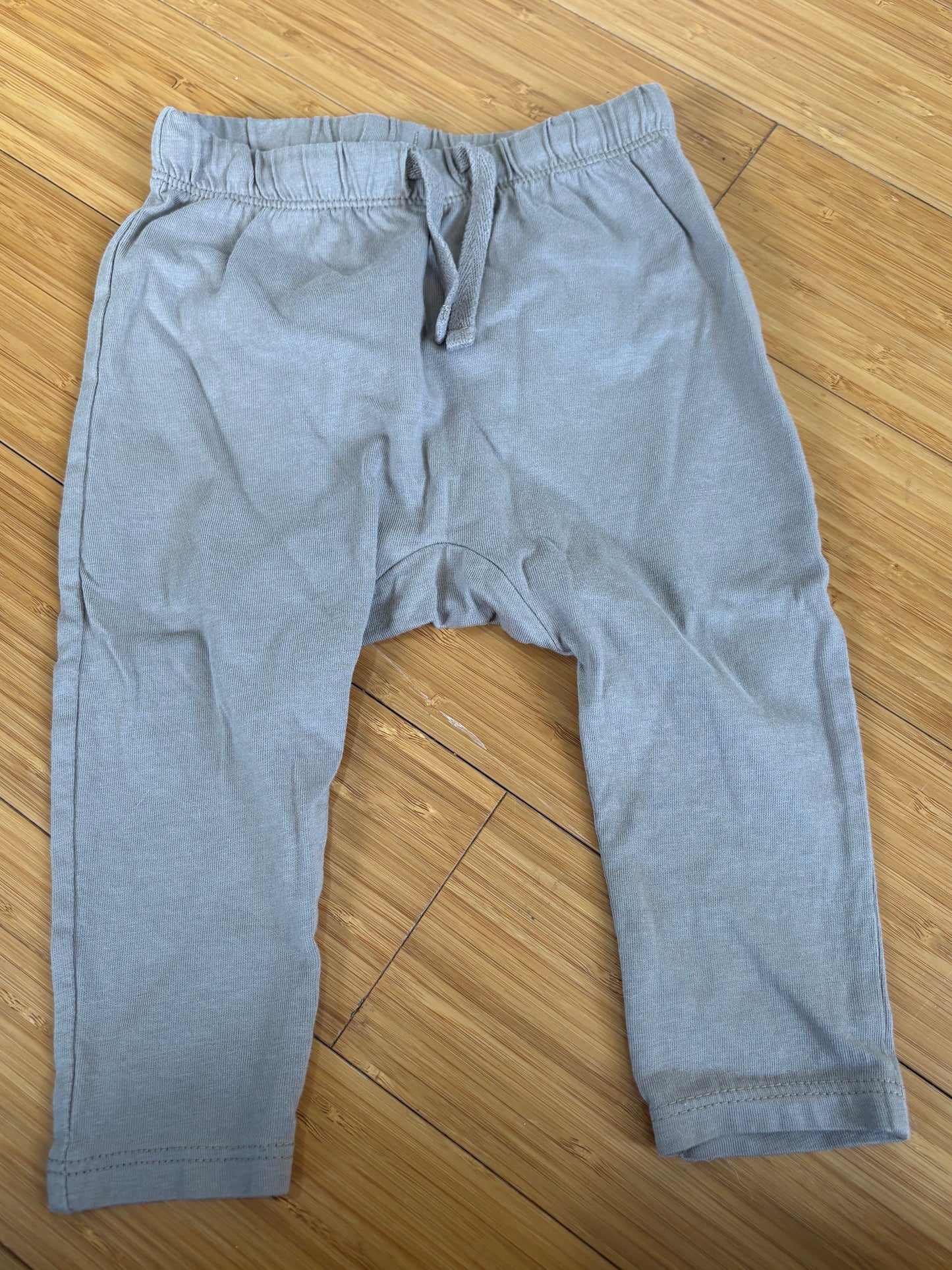 Pantalon h&m 9-12 mois (cmb)