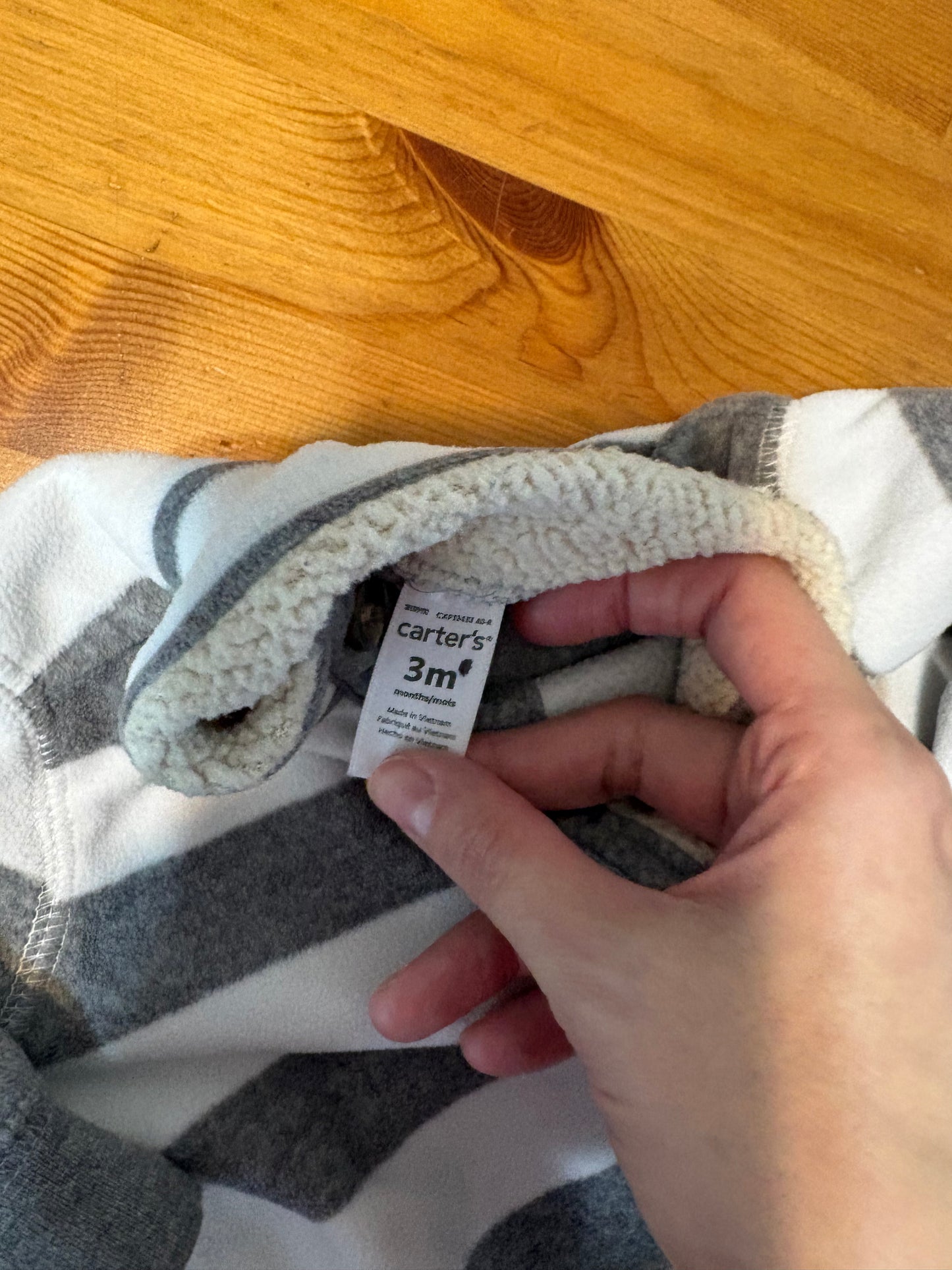 Gilet carter’s 3 mois