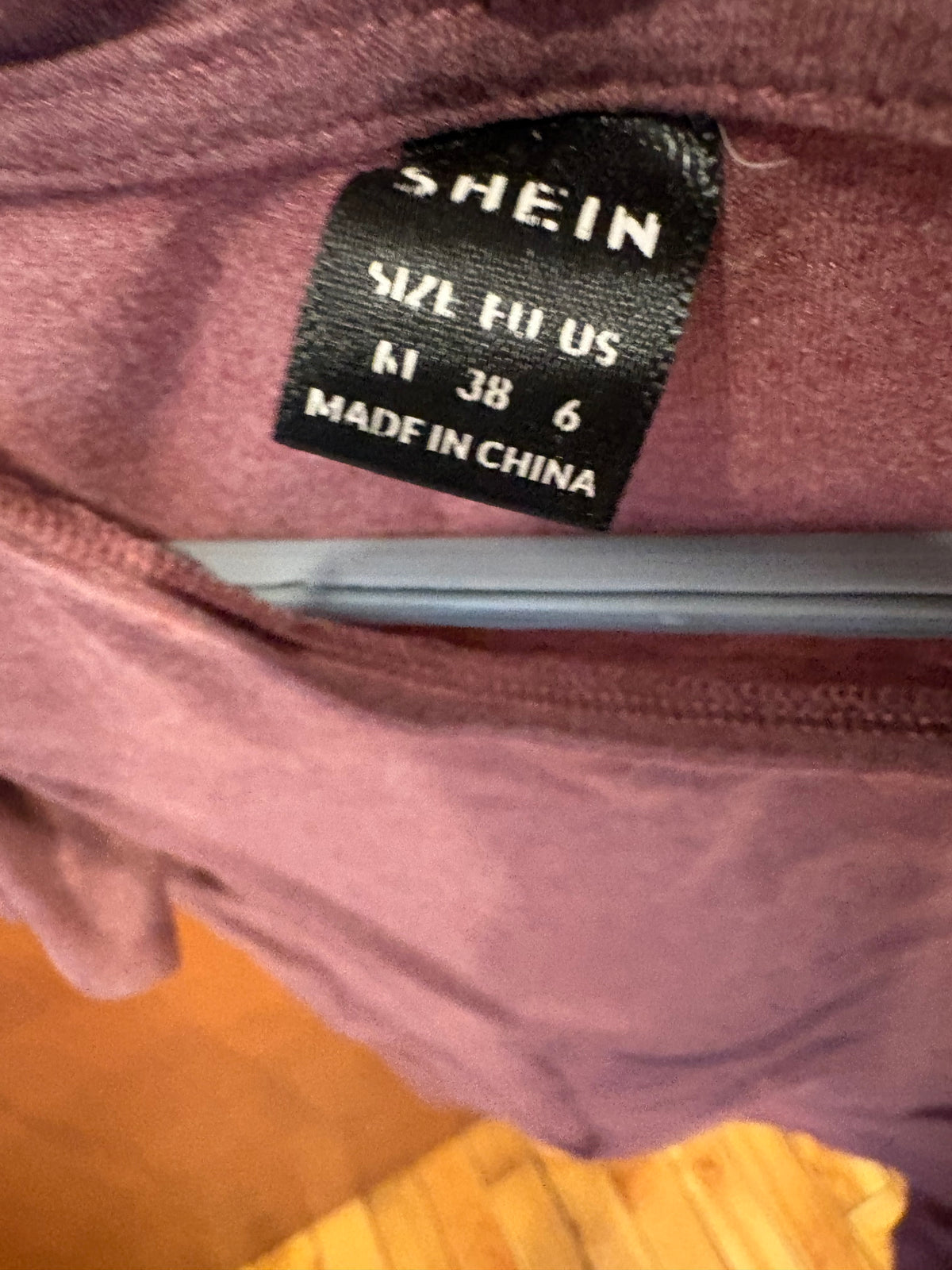 Chandail femme Shein médium (cmb)
