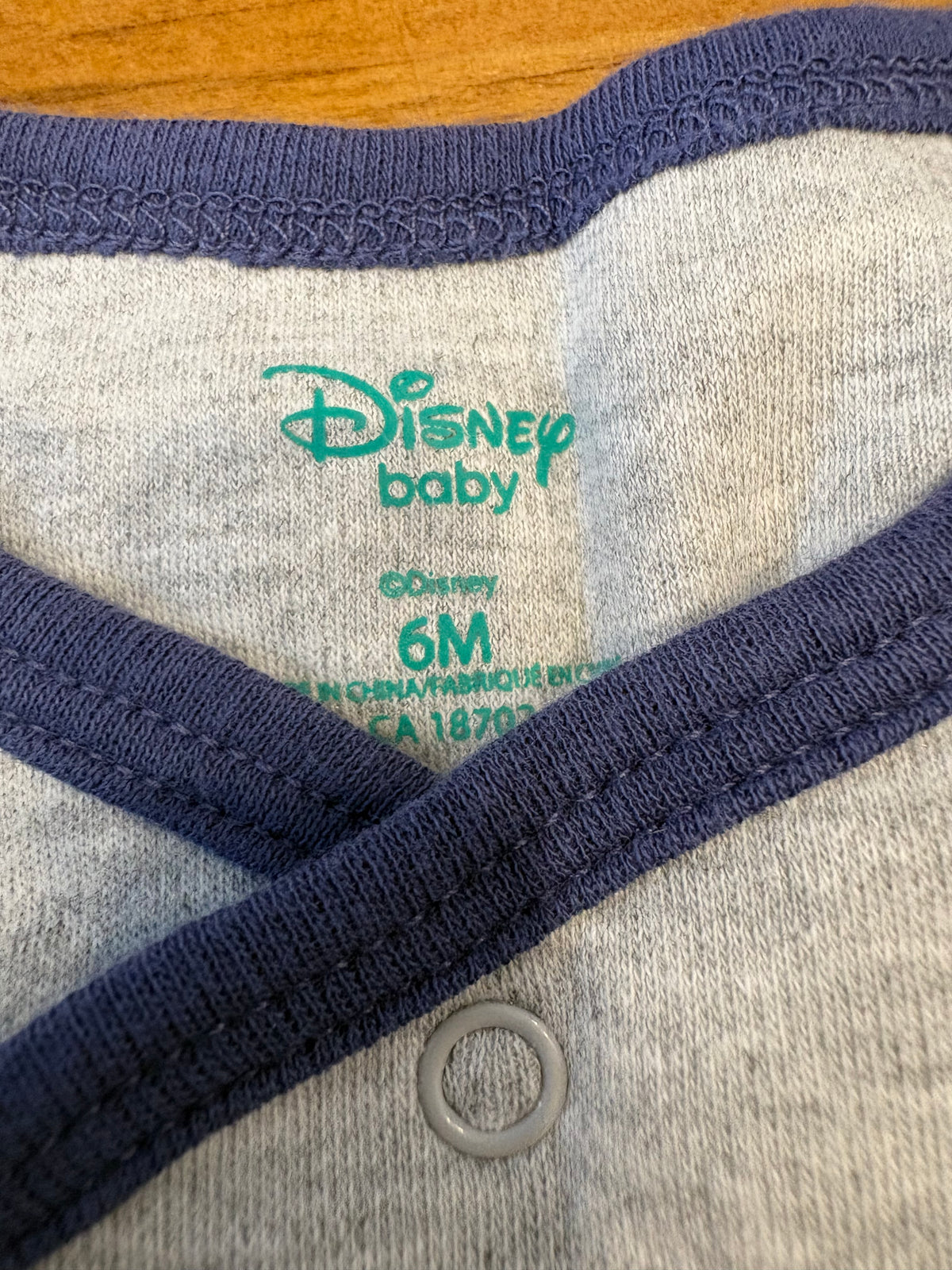 Chandail Disney 6 mois (cmb)