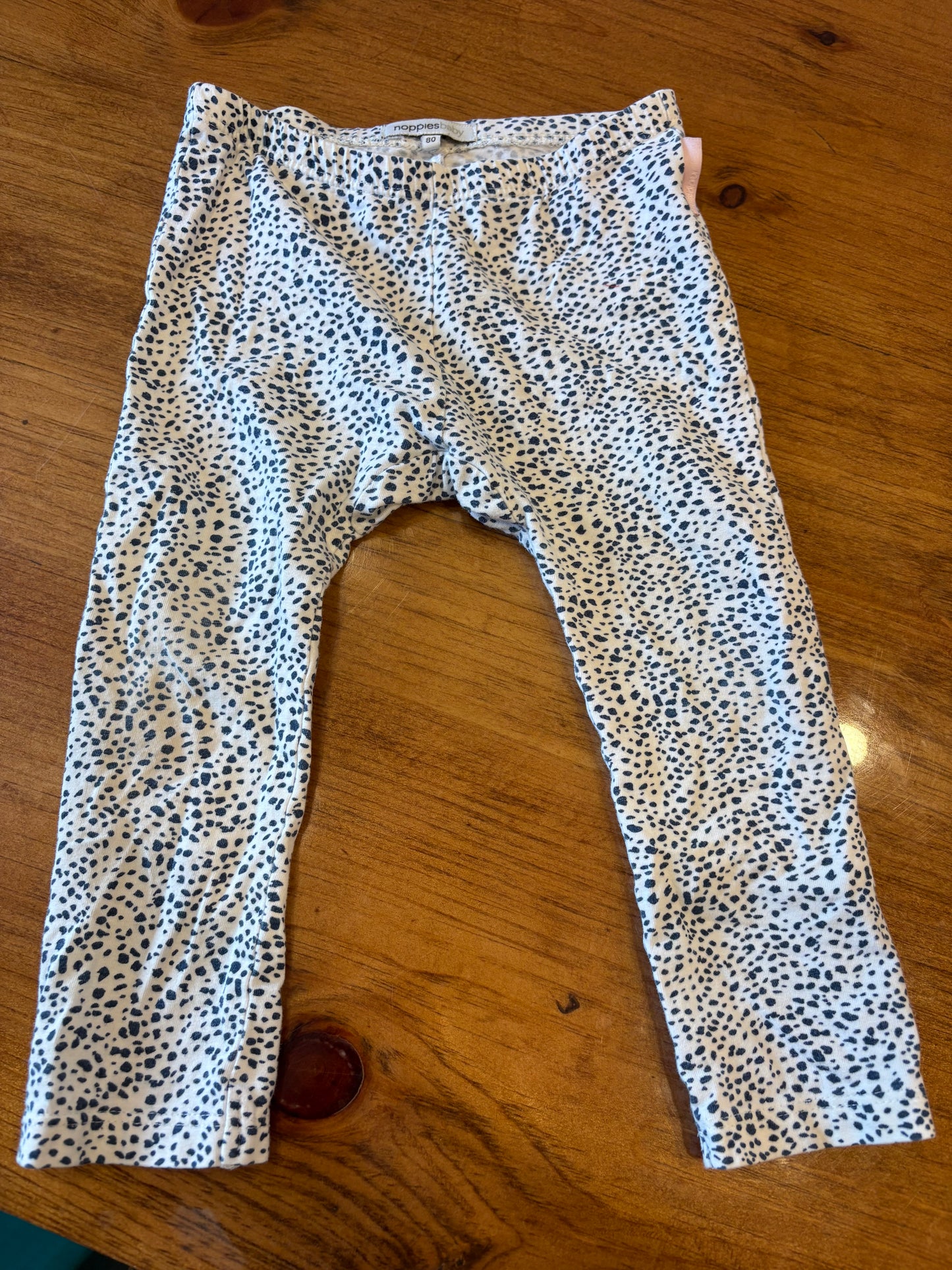 Legging noppies +- 6-9 mois (cmb)
