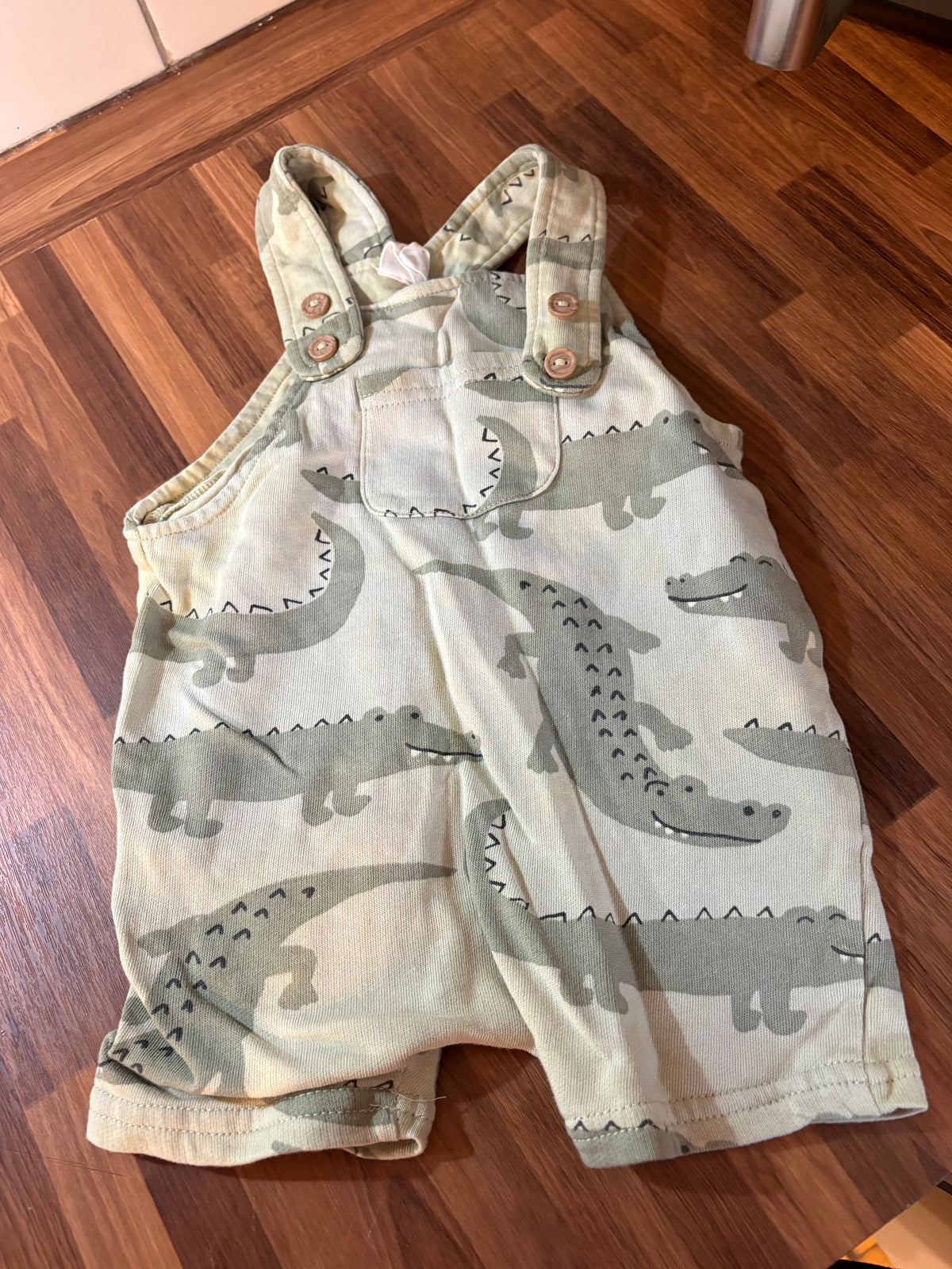 Salopette h&m 9-12 mois (cmb)
