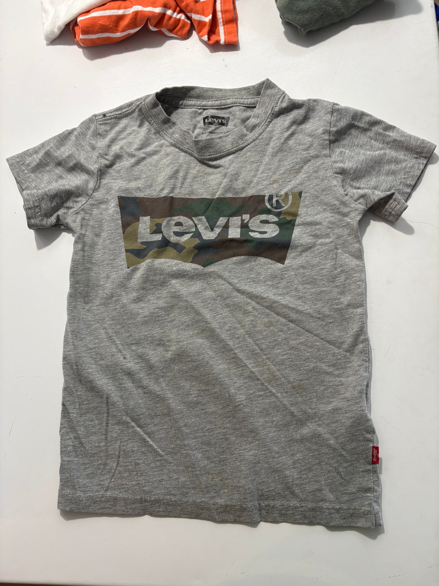 T-shirt Levis 5-6 ans*