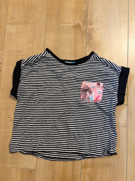 T-shirt nano 8 ans état neuf