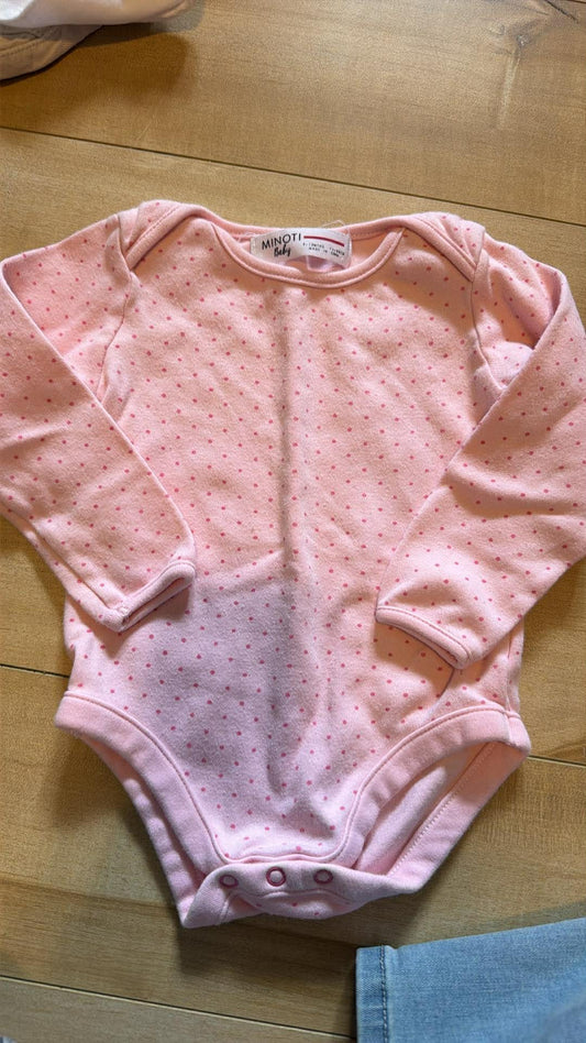Cache-couche minoti 6-12 mois