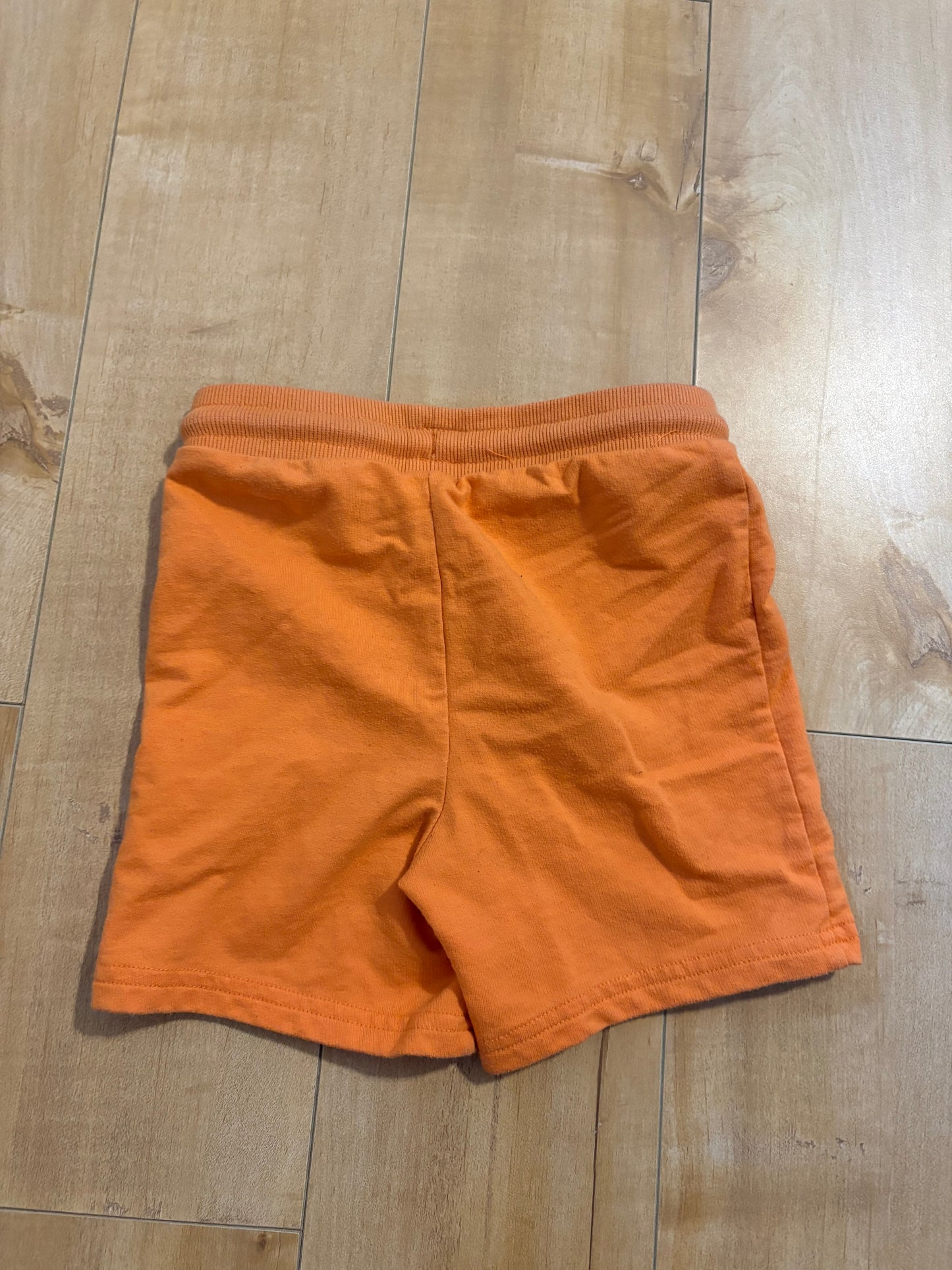 Short 4 t