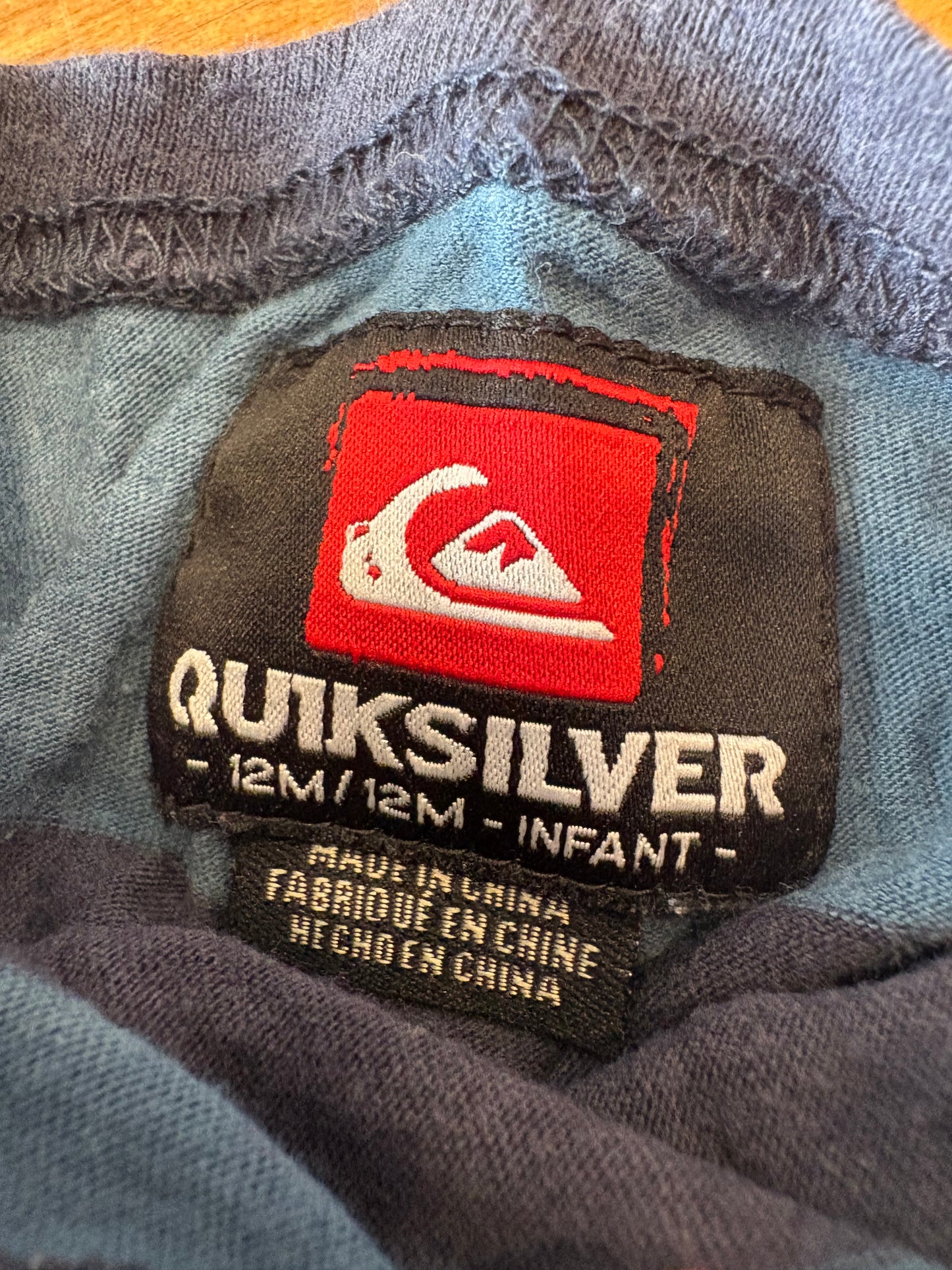 Chandail quiksilver 12 mois