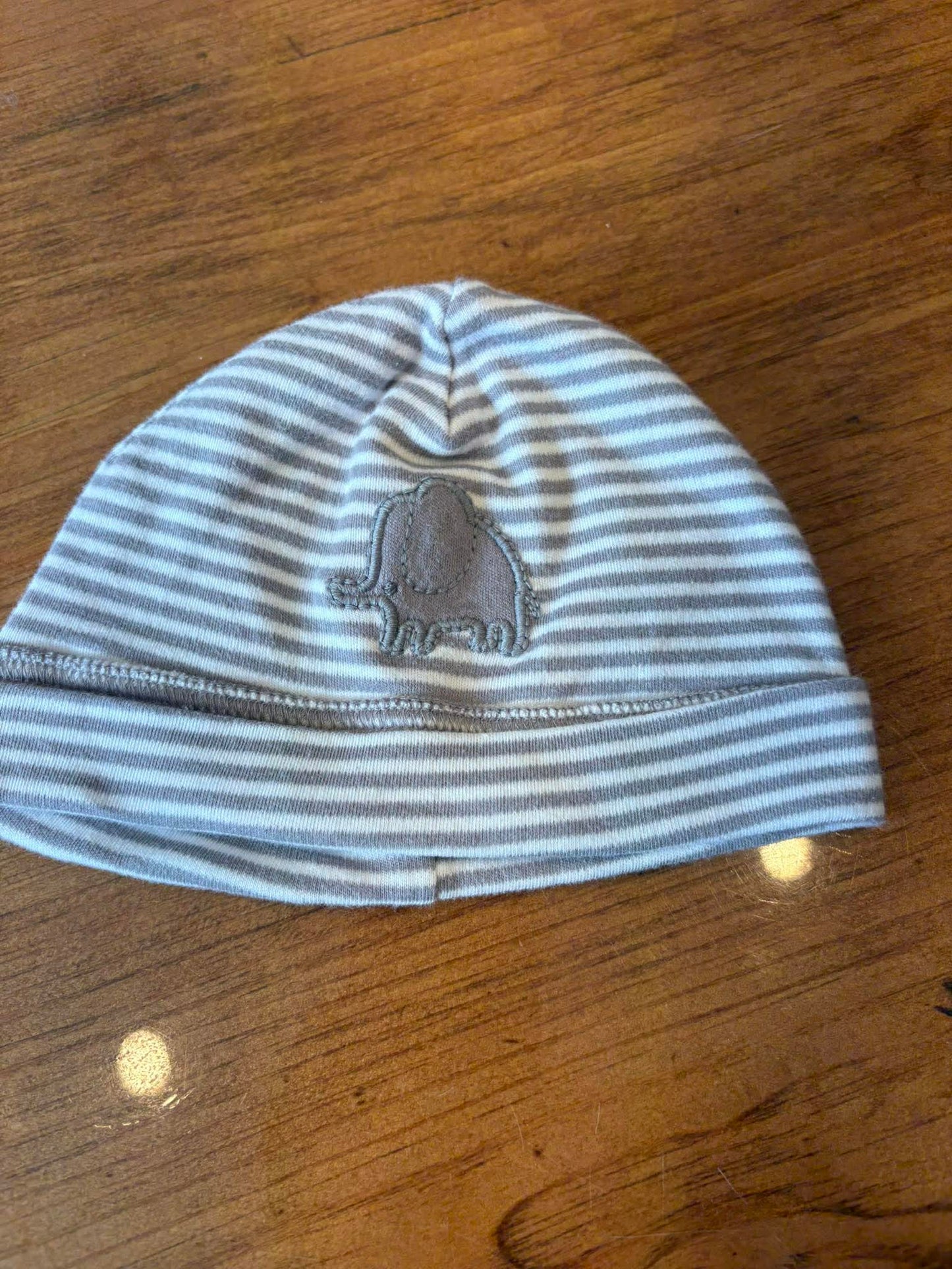 Bonnet 0-3 mois bunddles état neuf