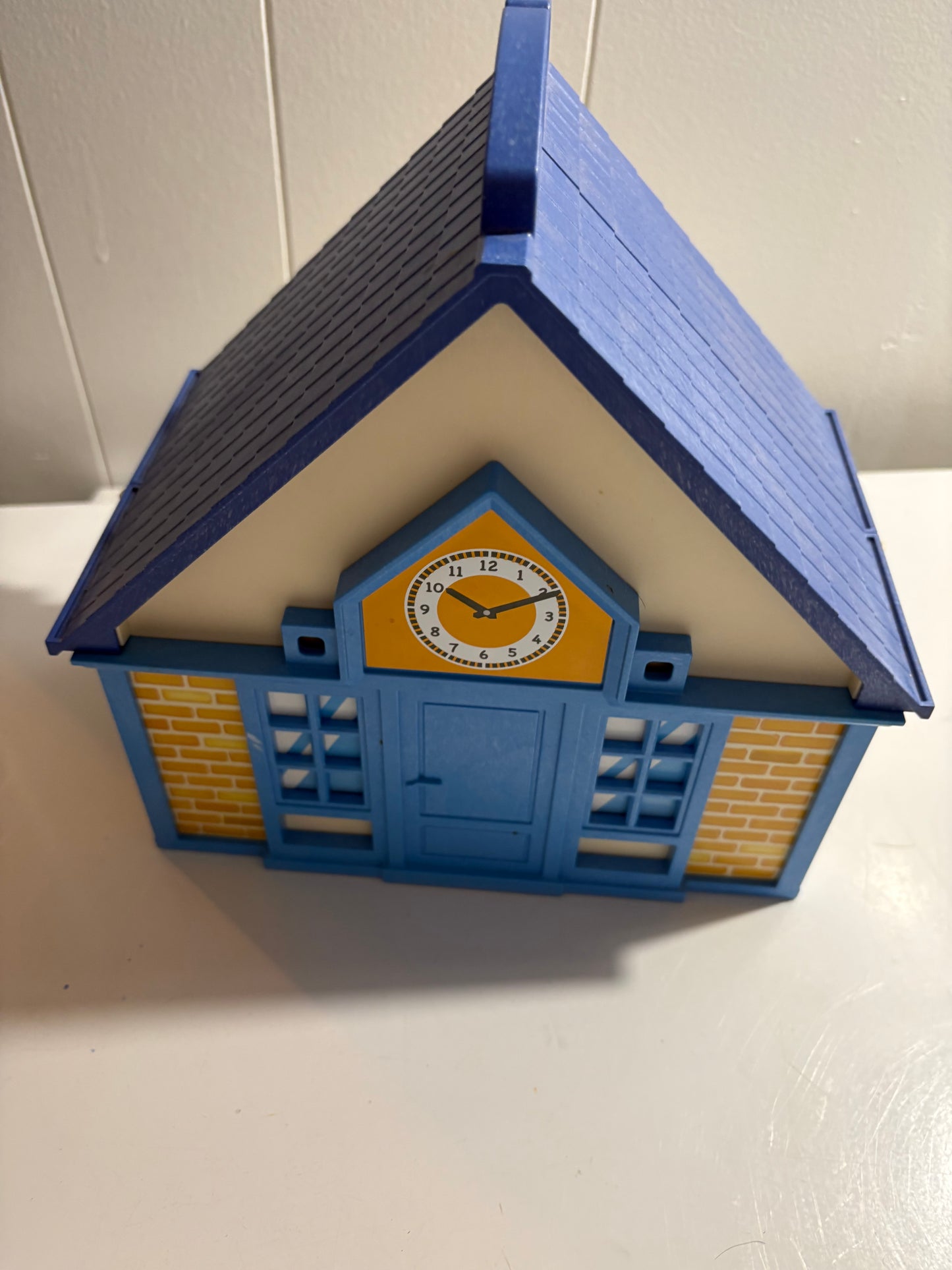 Petite maison jouet