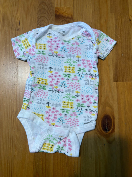 Cache-couche onesis 0-3 mois