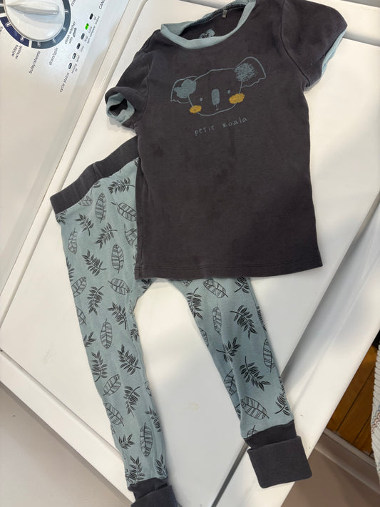 Pyjama trois moutons 2T (cmb)*