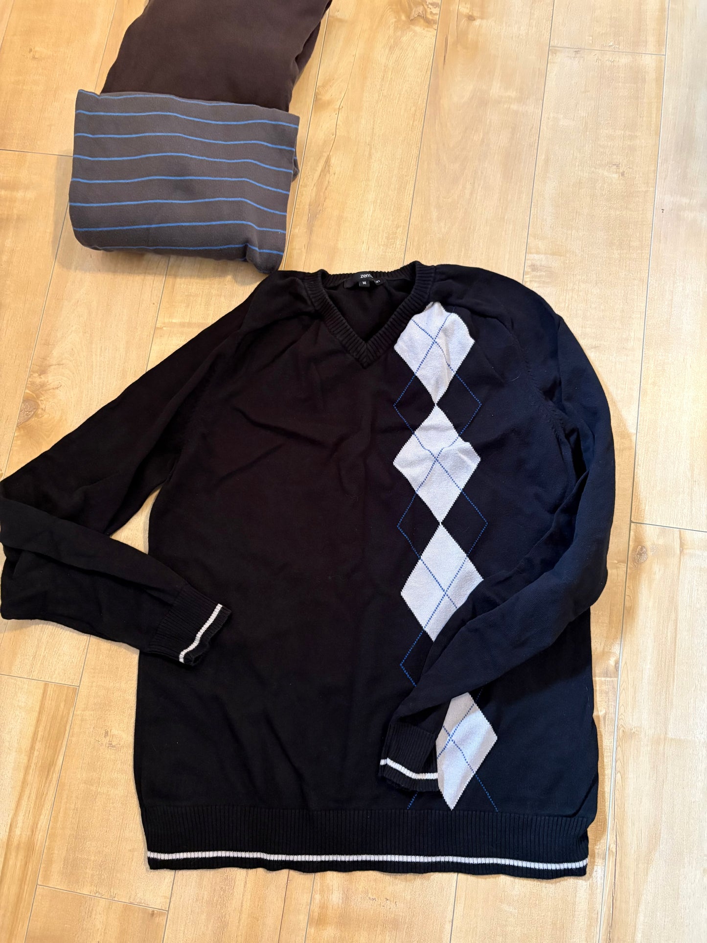 Lot 3 pull small/medium zenfrozen et Le 31