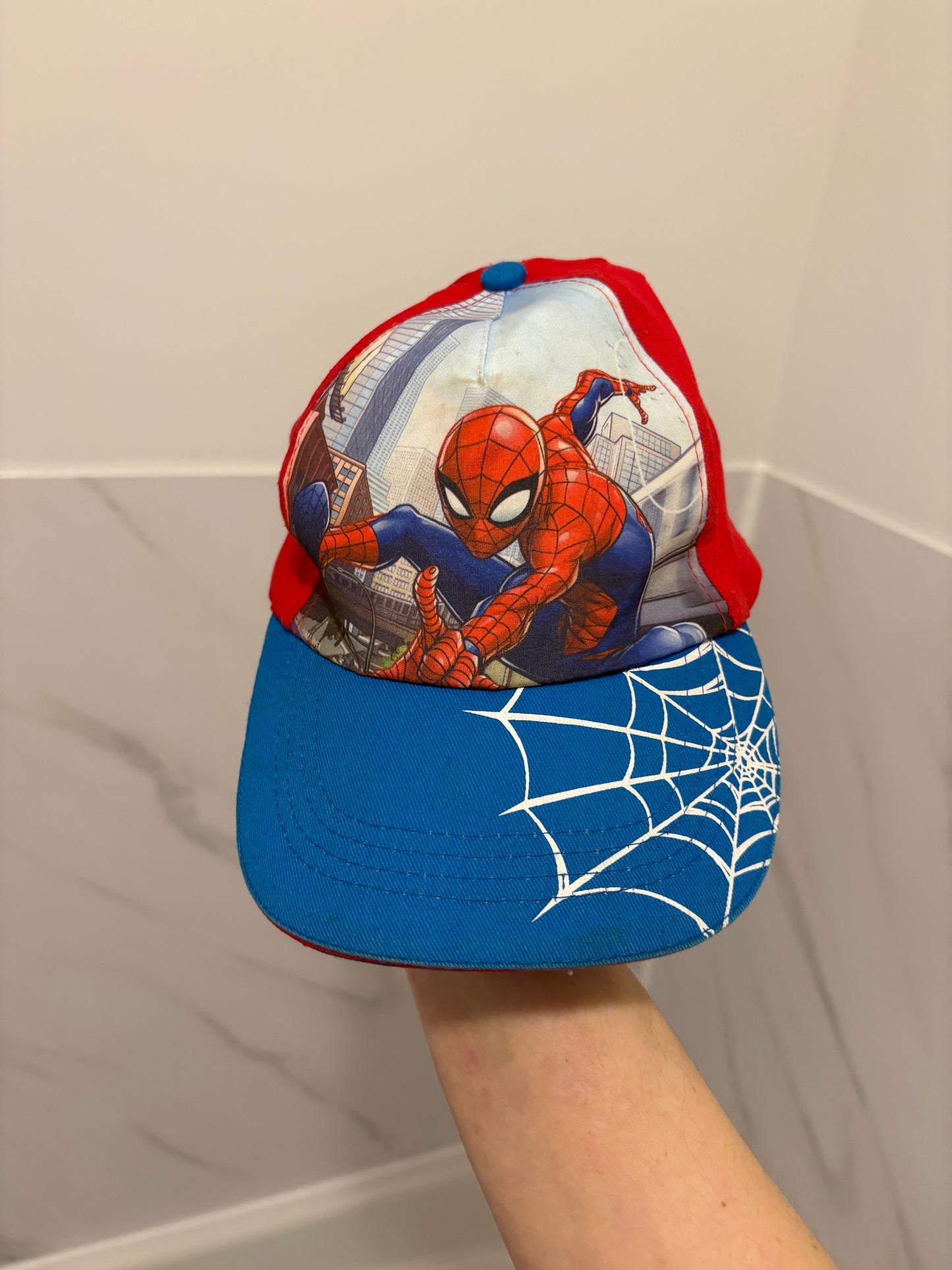 Casquette spider man 5-10 ans environ