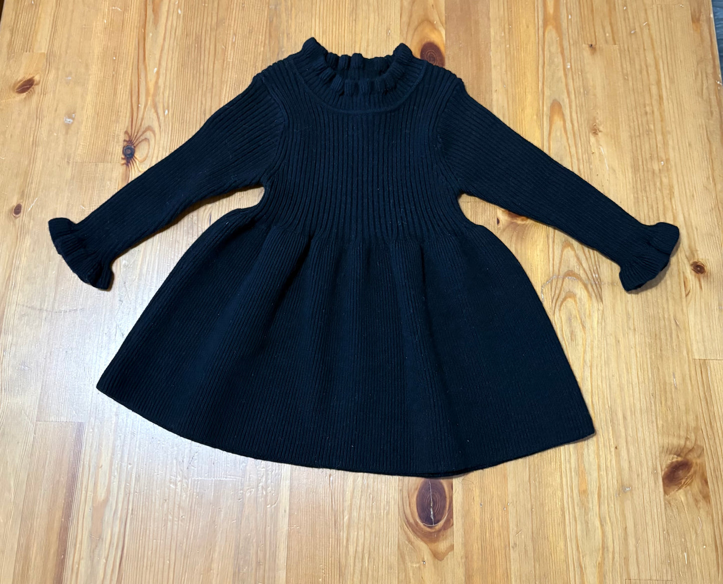 Robe en tricot myggpp 12 mois neuf