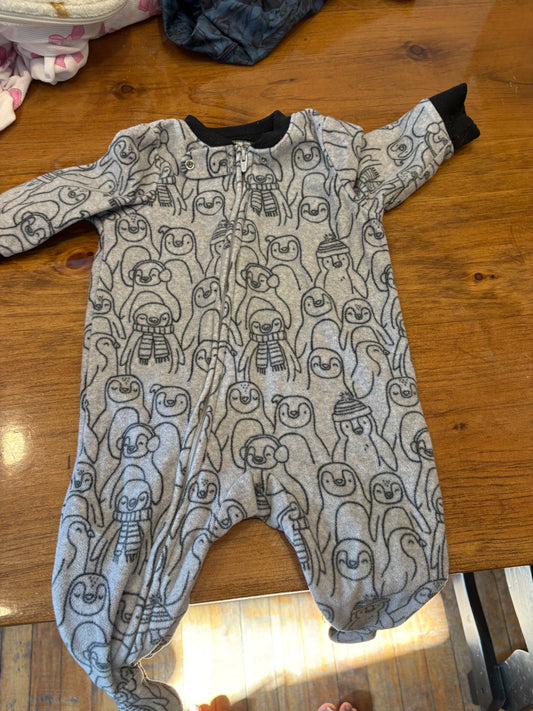 Pyjama carter's 6 mois (cmb)