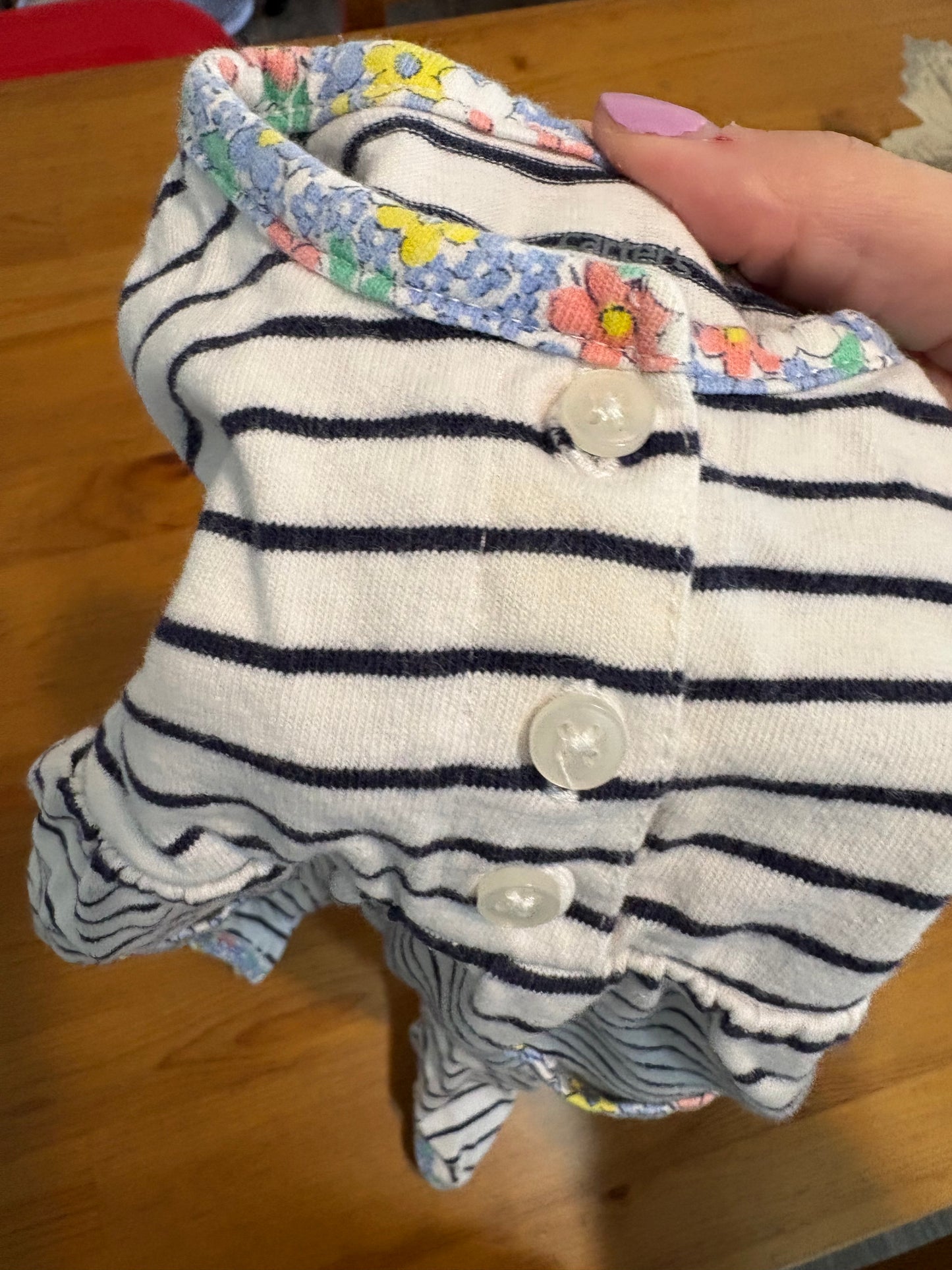 Une pièce carter’s 9 mois