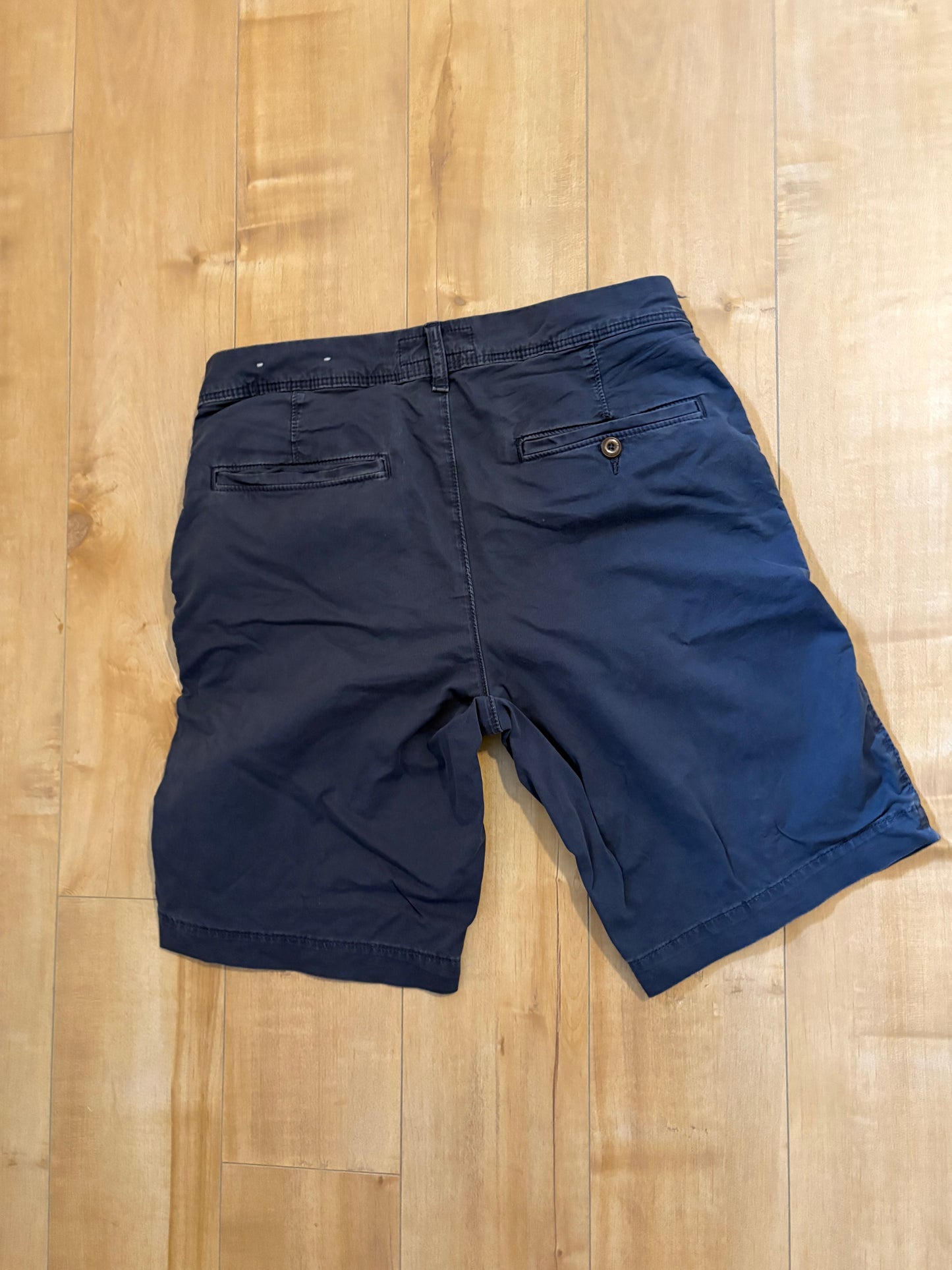 Short homme american eagle taille 30
